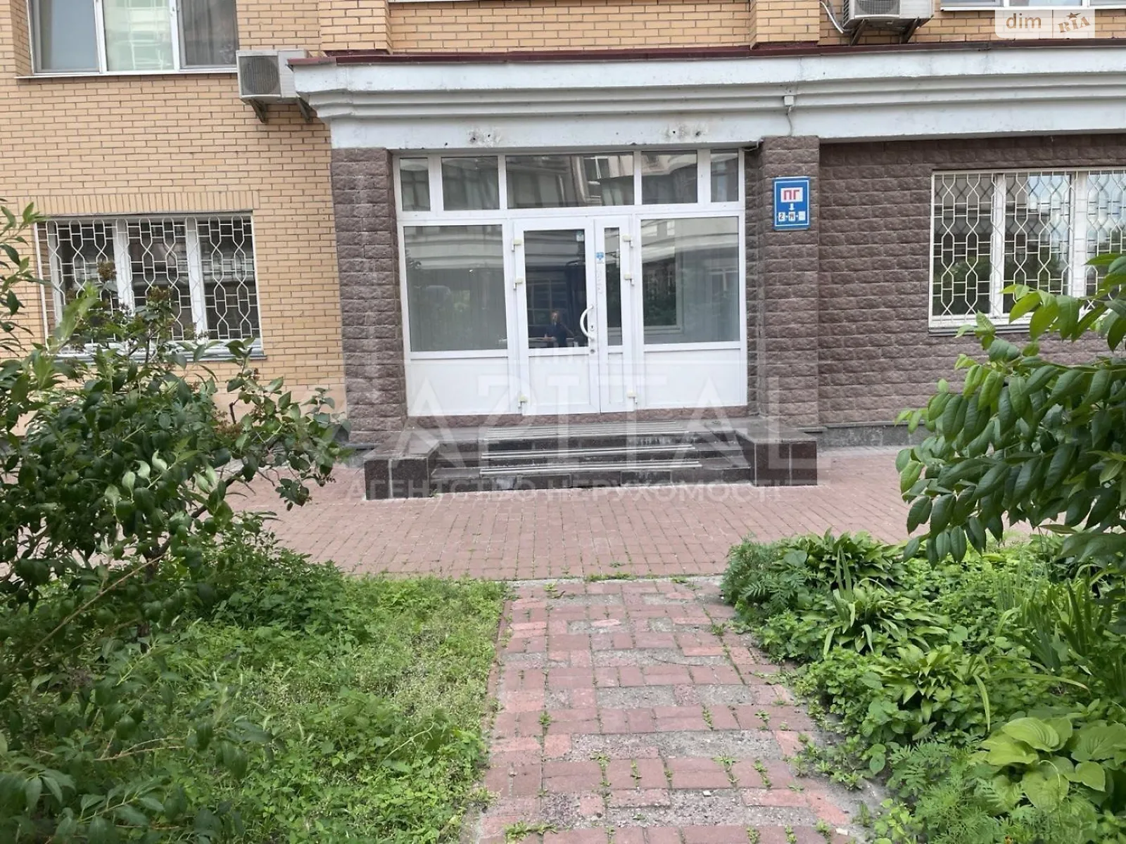 Продається приміщення вільного призначення 160 кв. м в 1-поверховій будівлі, цена: 320000 $ - фото 1