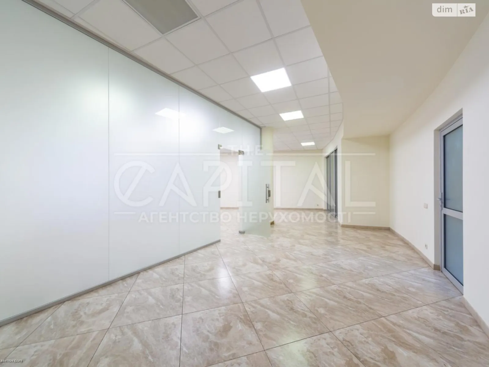 Сдается в аренду офис 108 кв. м в бизнес-центре, цена: 1000 $ - фото 1