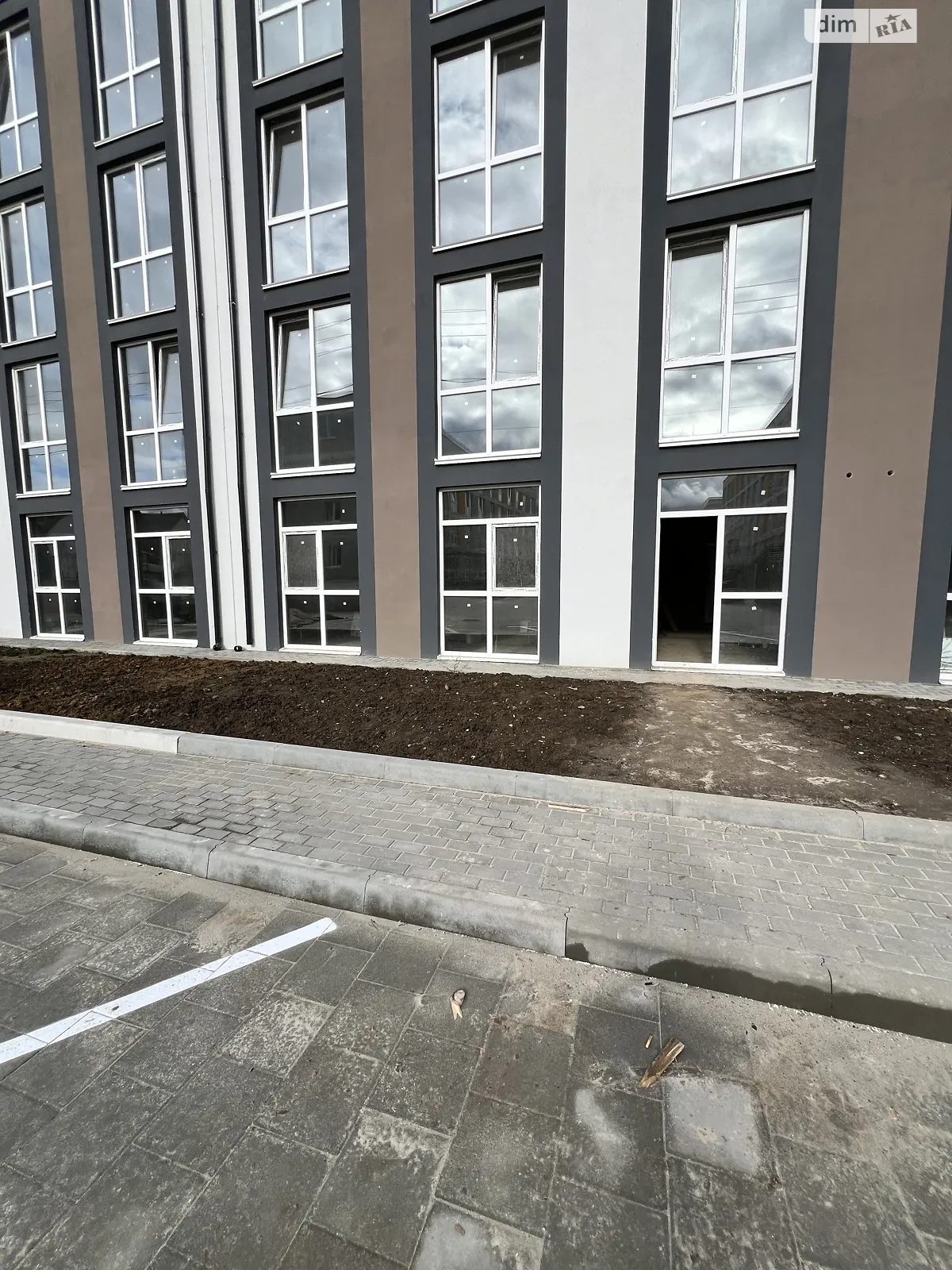 Продается 2-комнатная квартира 59 кв. м в Святопетровское, ул. Богдана Хмельницкого, 19/2 - фото 1