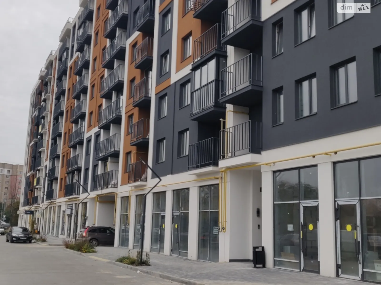 Продается 1-комнатная квартира 43.8 кв. м в Зарванцах, ул. Одесская, 7 корпус 3 - фото 1