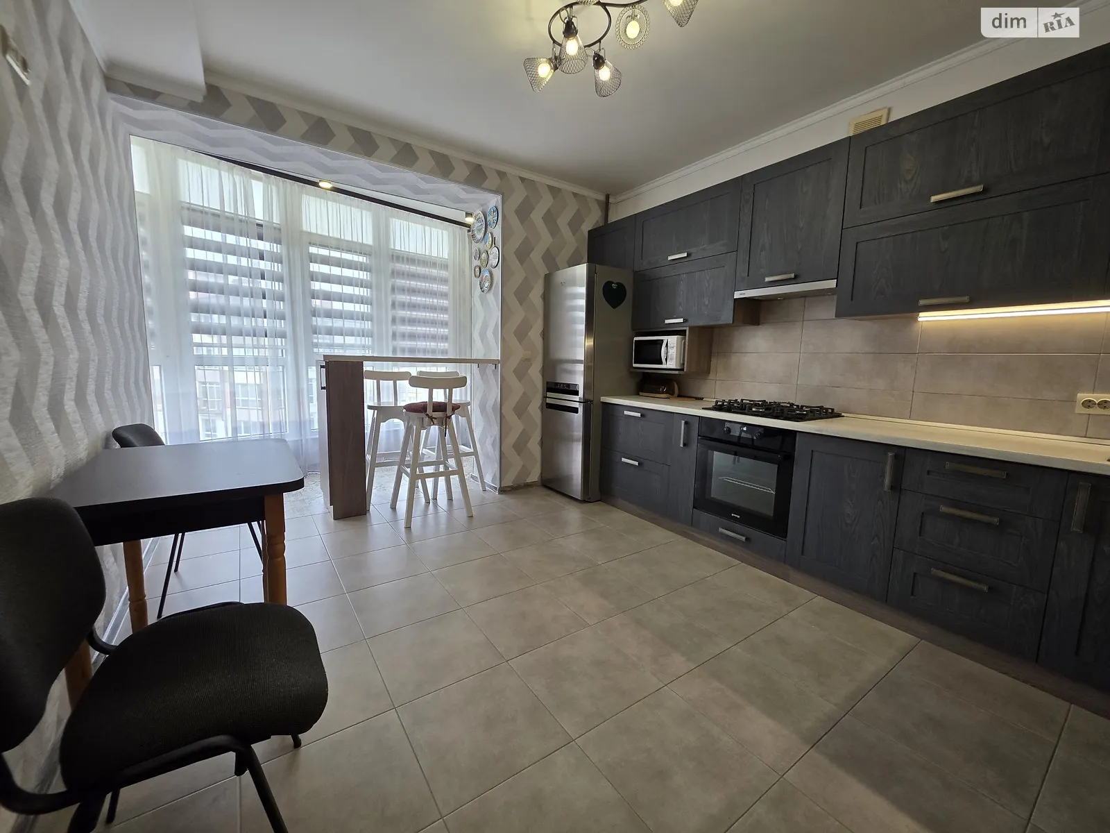 Сдается в аренду 2-комнатная квартира 64 кв. м в, цена: 480 $ - фото 1