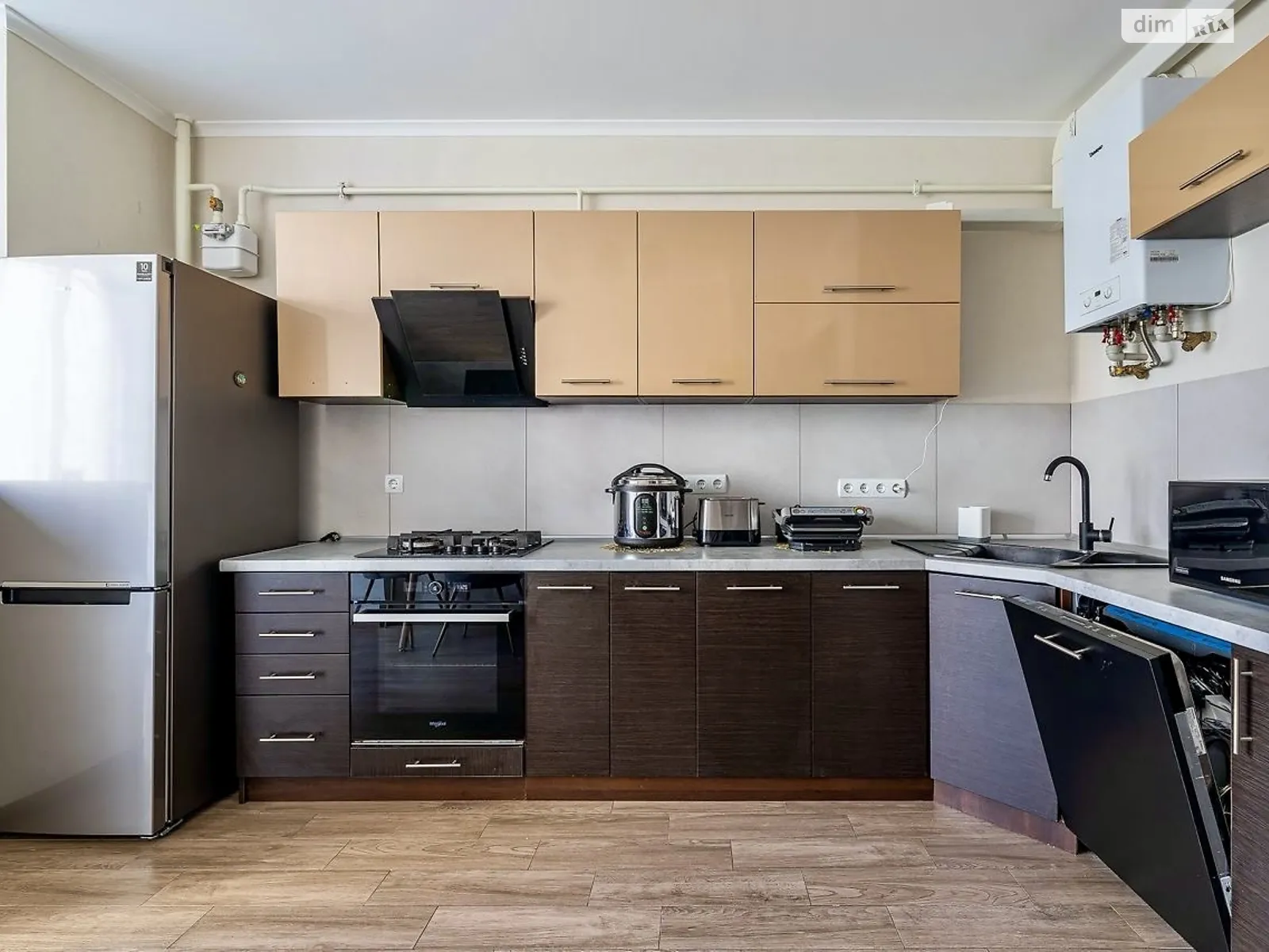 Продається 2-кімнатна квартира 62 кв. м у Львові, вул. Шевченка Тараса, 60 корпус 1 - фото 1