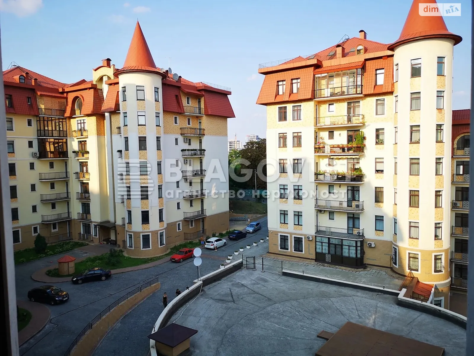 Продается 3-комнатная квартира 141 кв. м в Киеве, ул. Протасов Яр, 8 - фото 1