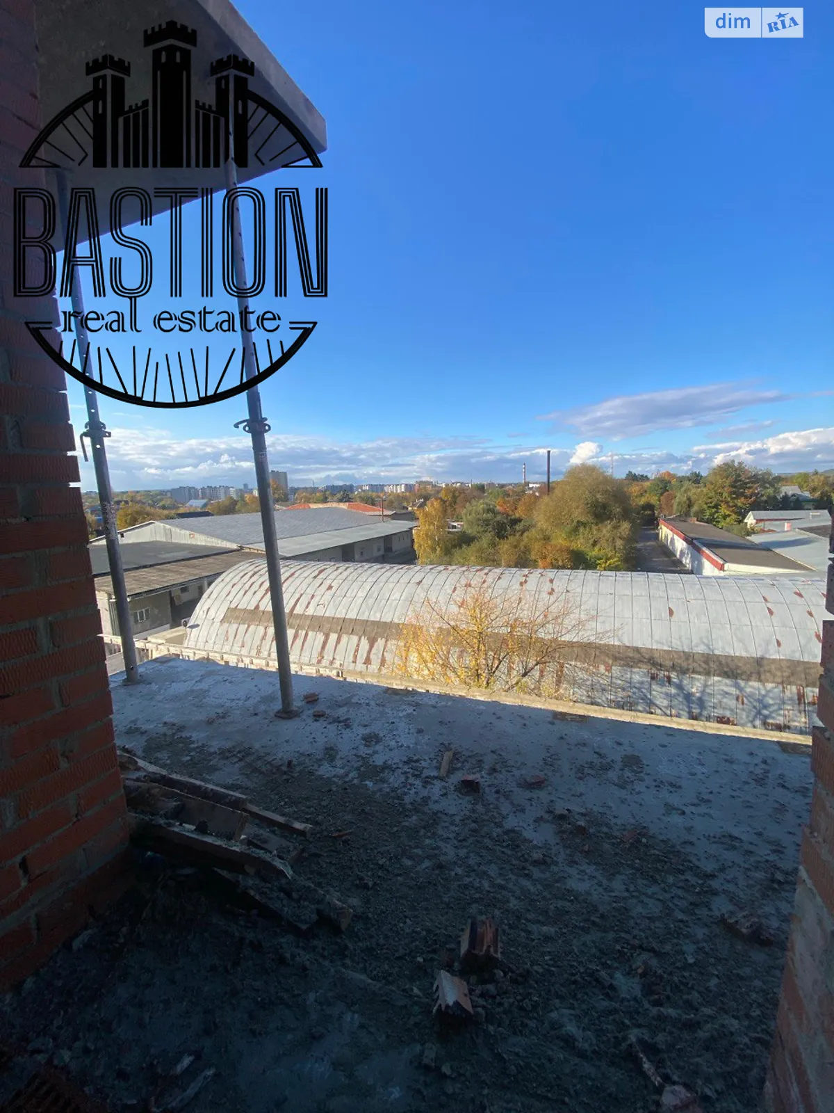 Продается 1-комнатная квартира 41 кв. м в Ивано-Франковске, ул. Урожайная, 7А - фото 1