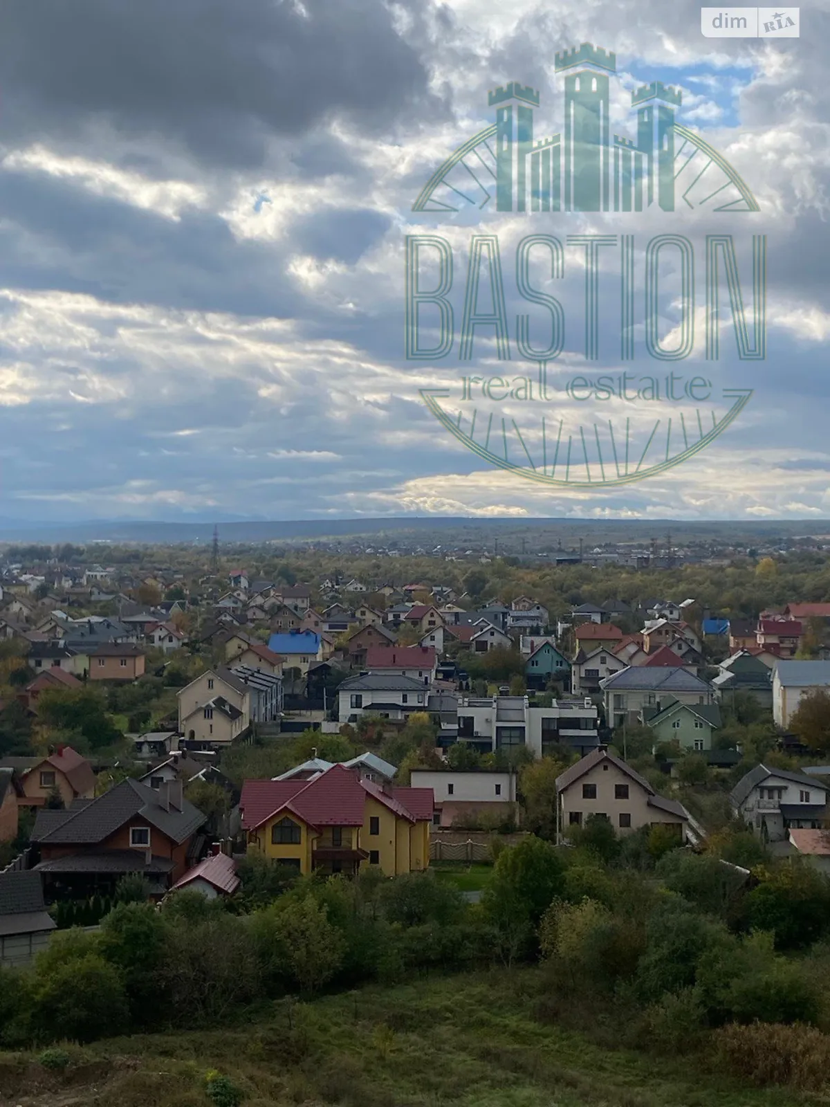 Продается 1-комнатная квартира 46 кв. м в Ивано-Франковске, ул. Набережная имени Василия Стефаника, 3 - фото 1