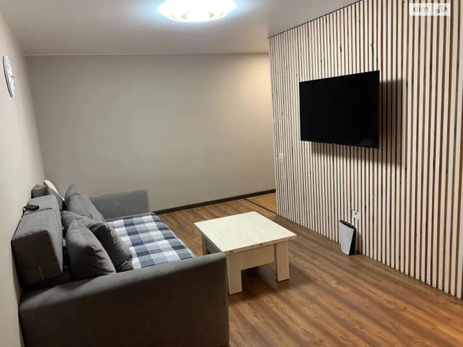 Продается 2-комнатная квартира 46 кв. м в Полтаве, ул. Зеньковская - фото 1