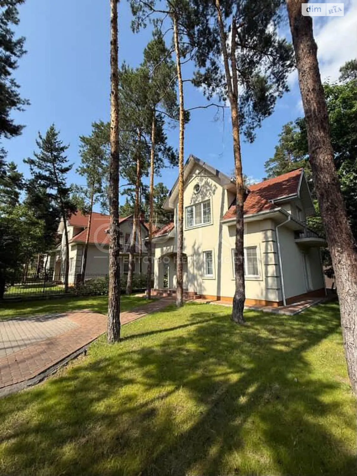 Продается дом на 2 этажа 191.4 кв. м с террасой, цена: 463000 $ - фото 1