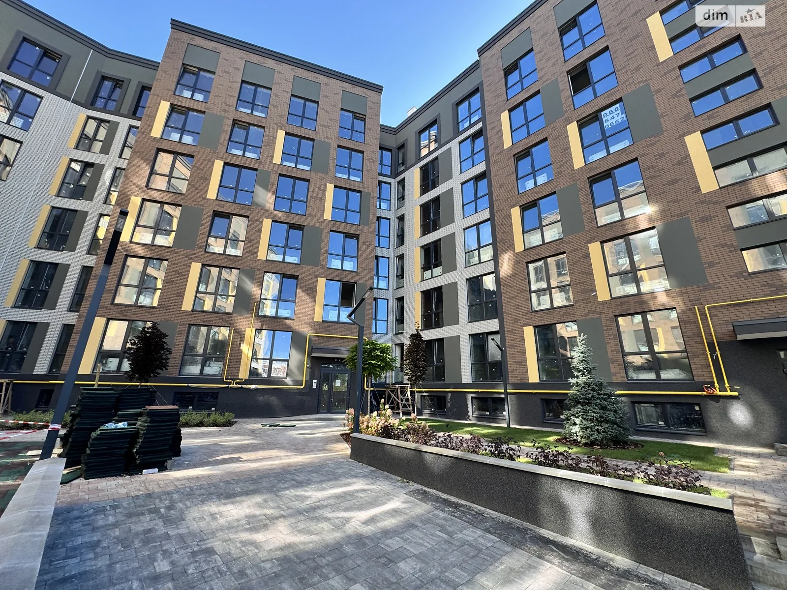 Продається 1-кімнатна квартира 33.8 кв. м у Ірпені, вул. Лисенка, 21 - фото 1