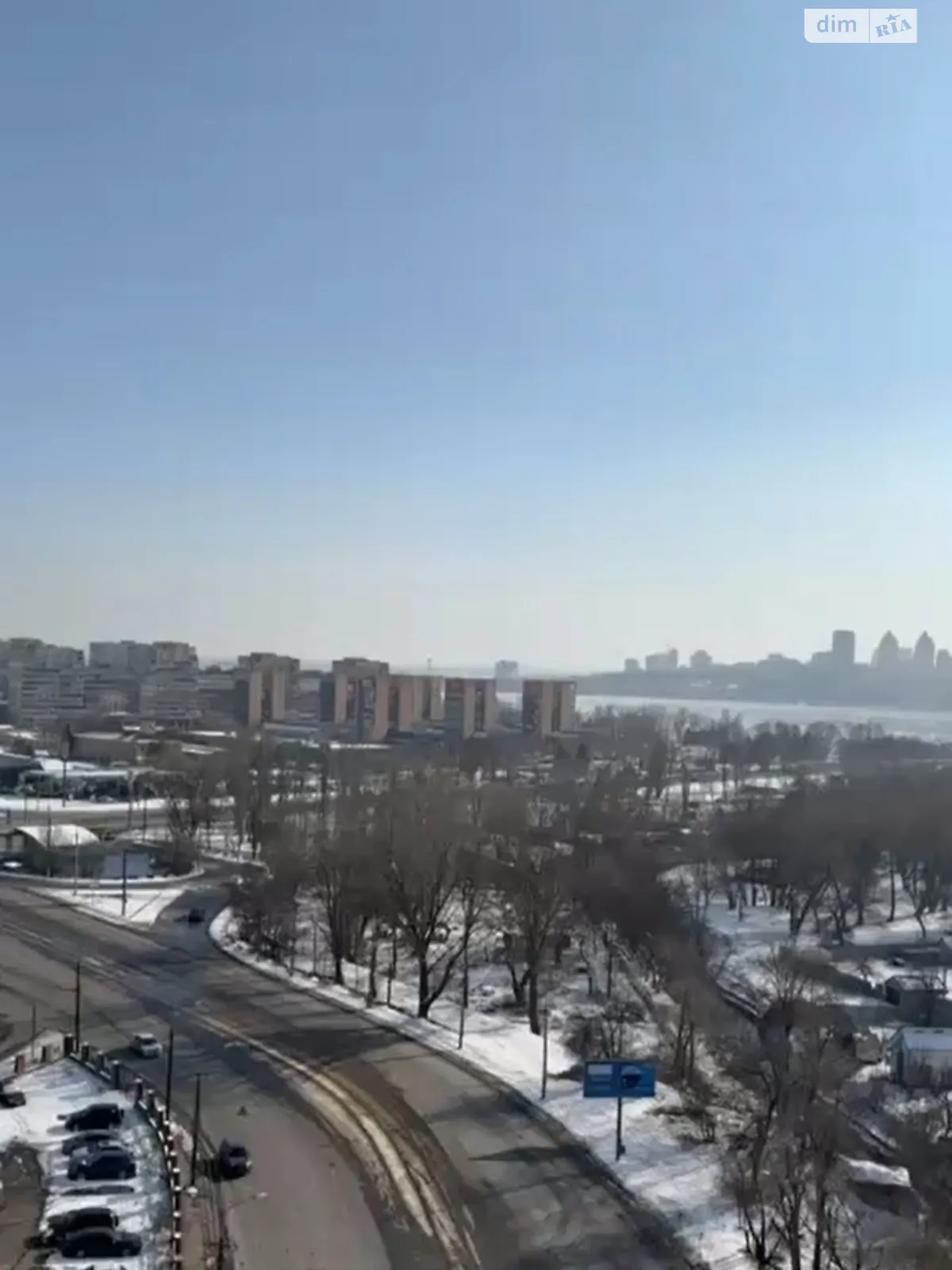 Продається 1-кімнатна квартира 106.2 кв. м у Дніпрі, вул. Луговська - фото 1