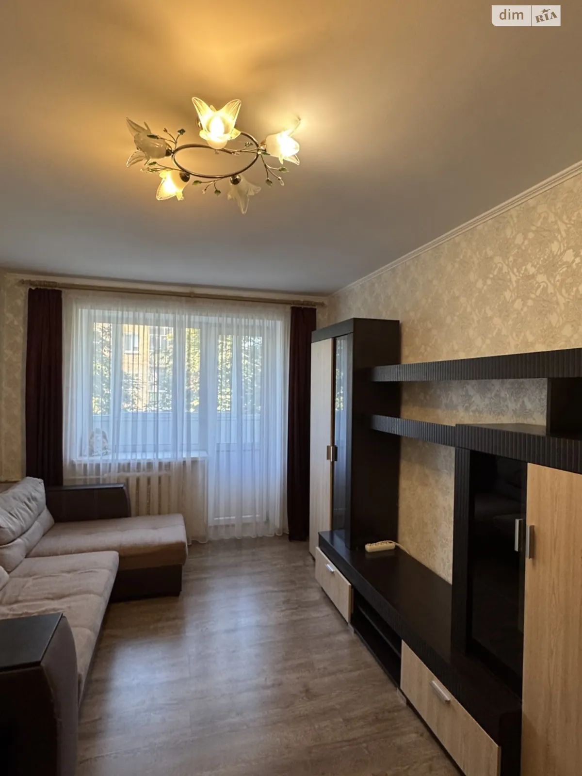 Продается 2-комнатная квартира 45.3 кв. м в Буче, ул. Полевая, 26 - фото 1