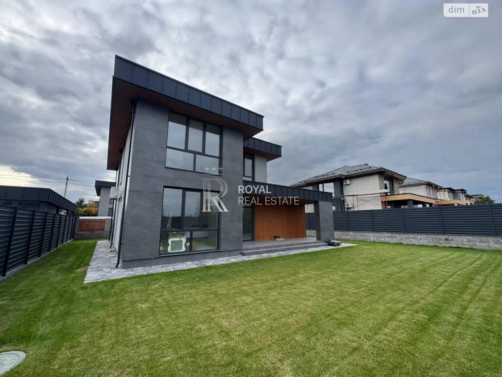 Продається будинок 2 поверховий 143 кв. м з садом, цена: 350000 $ - фото 1