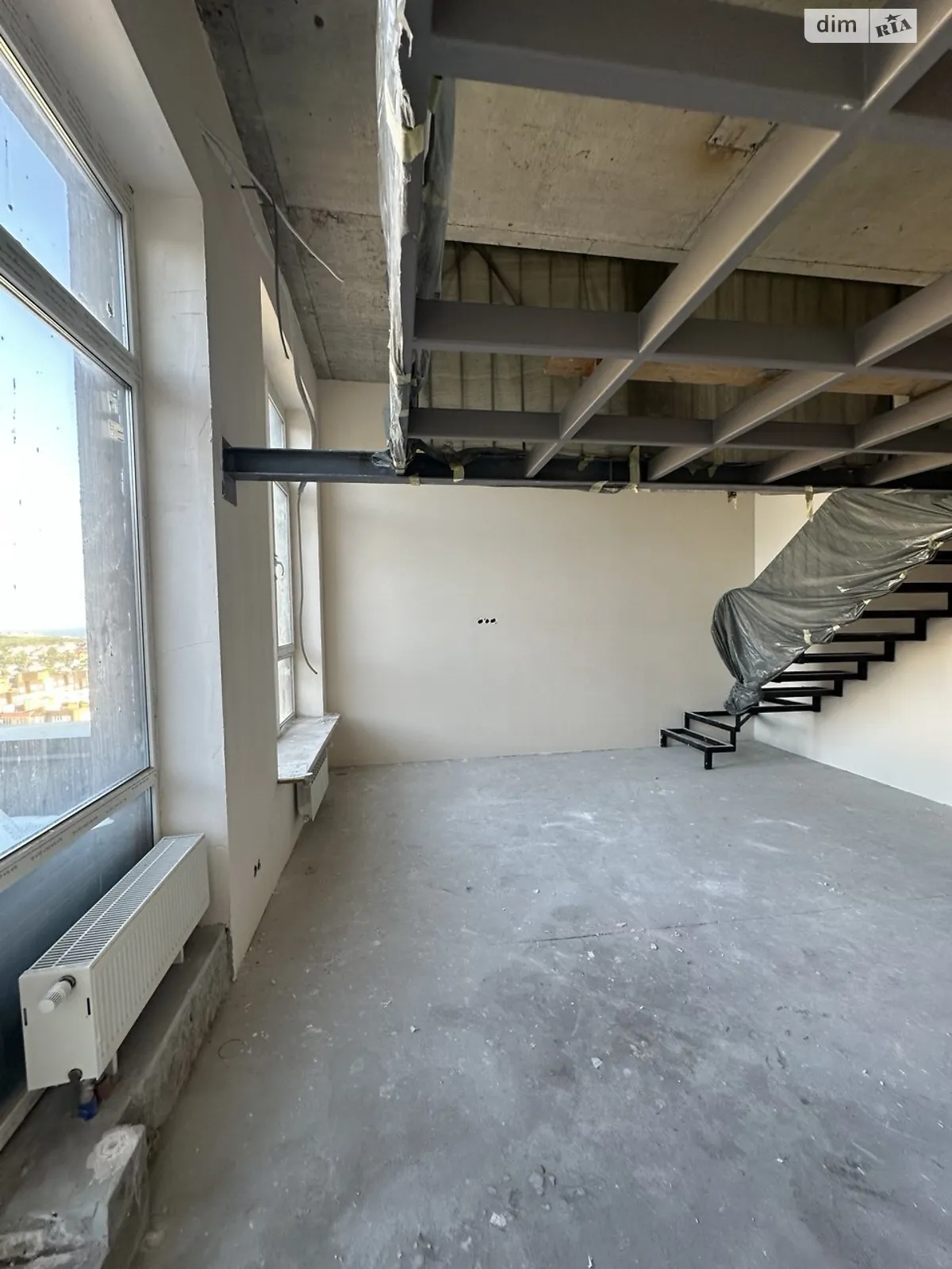 Продается 1-комнатная квартира 45.6 кв. м в Крыжановка, ул. Марсельская - фото 1