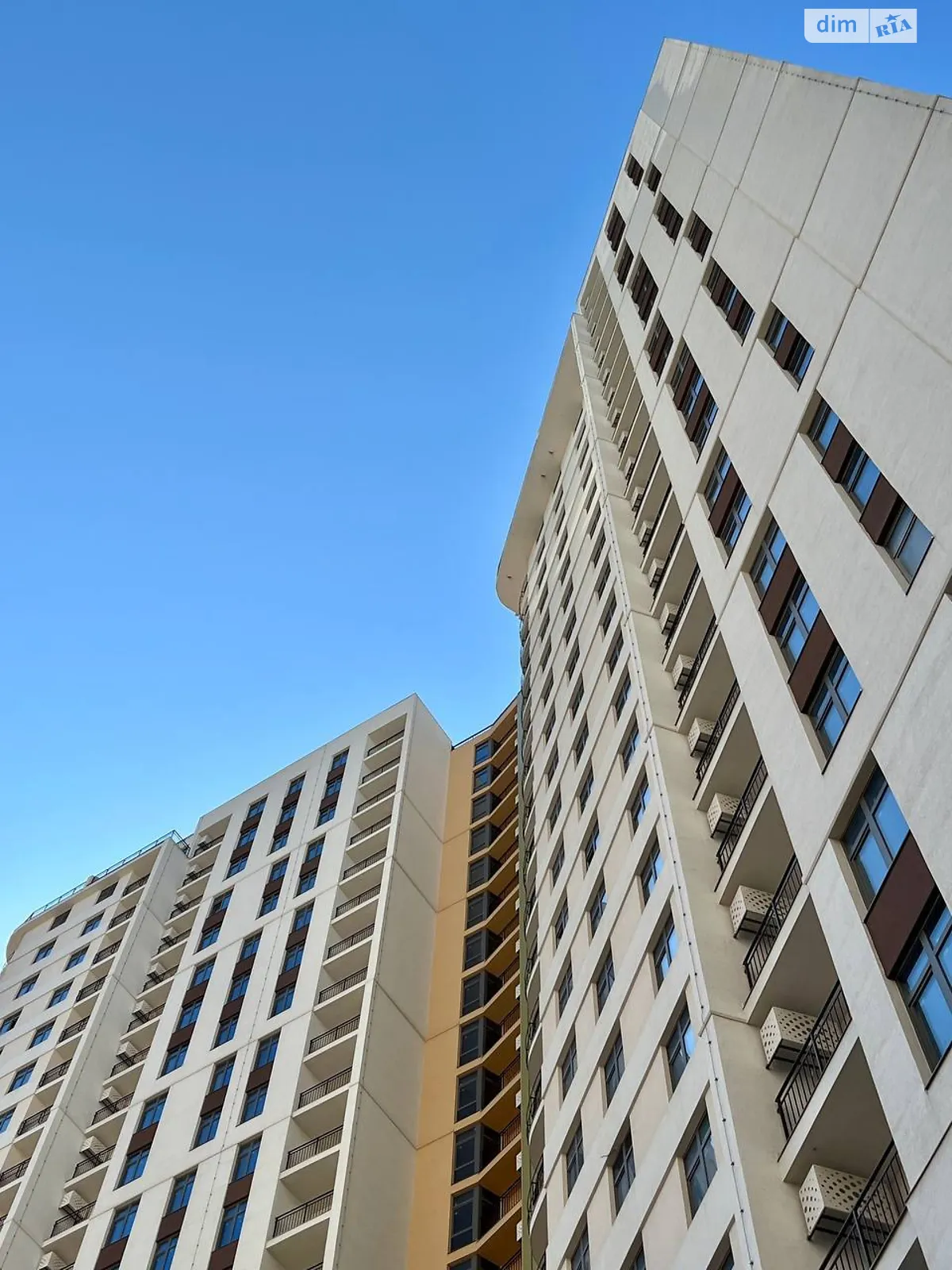 Продается 1-комнатная квартира 41 кв. м в Одессе, ул. Краснова - фото 1