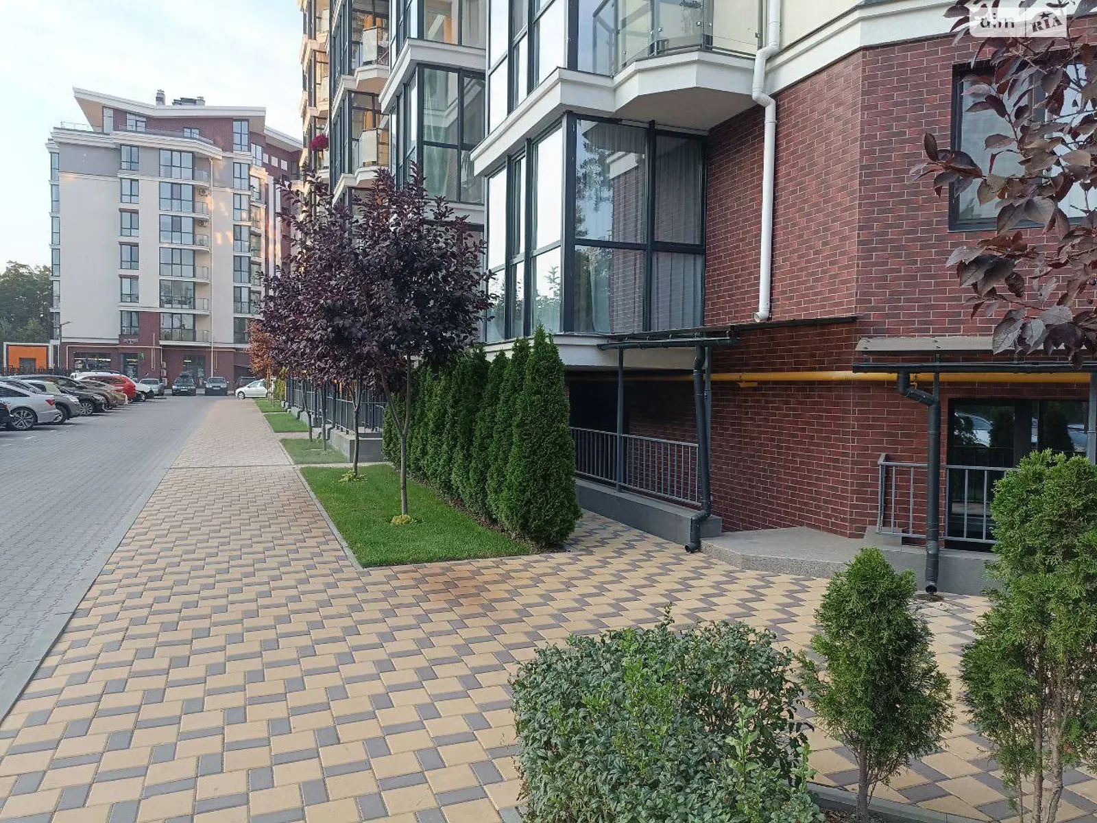 Сдается в аренду офис 49 кв. м в бизнес-центре, цена: 14000 грн - фото 1