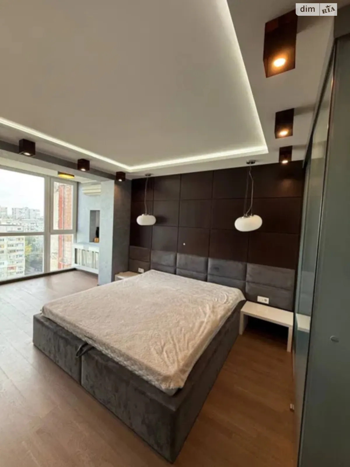 Продается 3-комнатная квартира 87 кв. м в Харькове, ул. Олимпийская, 9 - фото 1