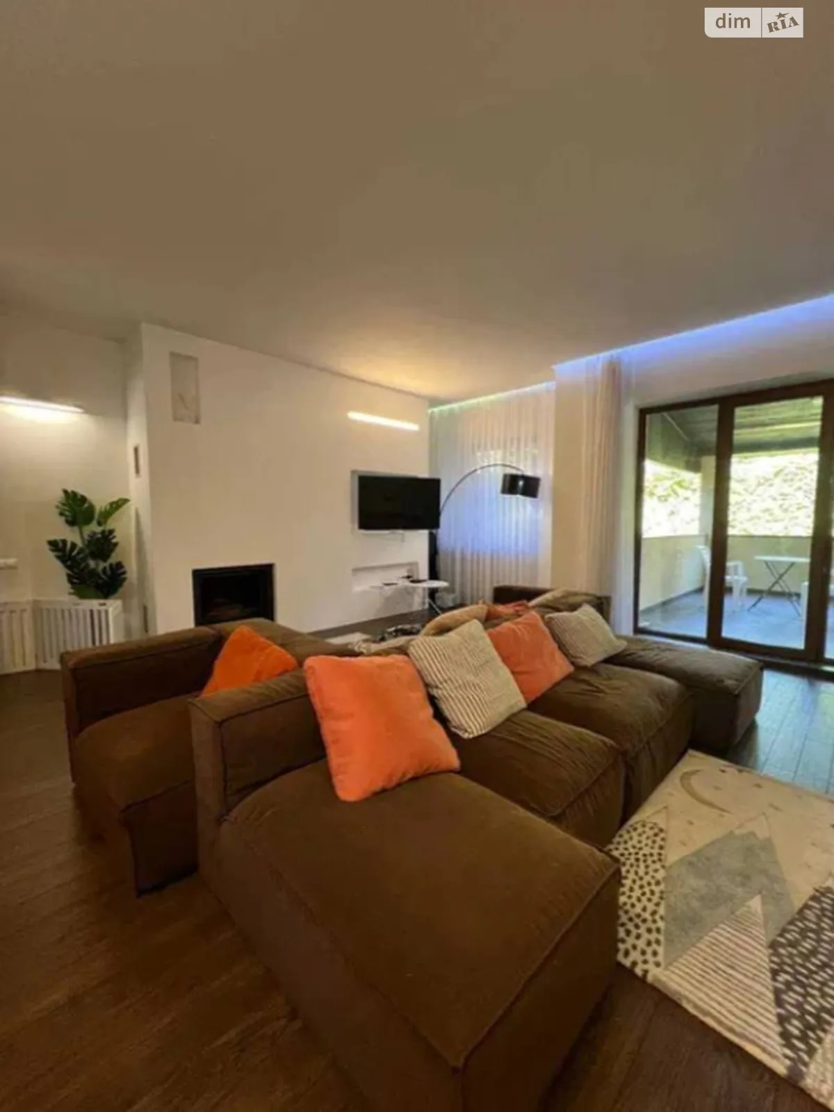 Продается дом на 2 этажа 240 кв. м с верандой, цена: 220000 $ - фото 1