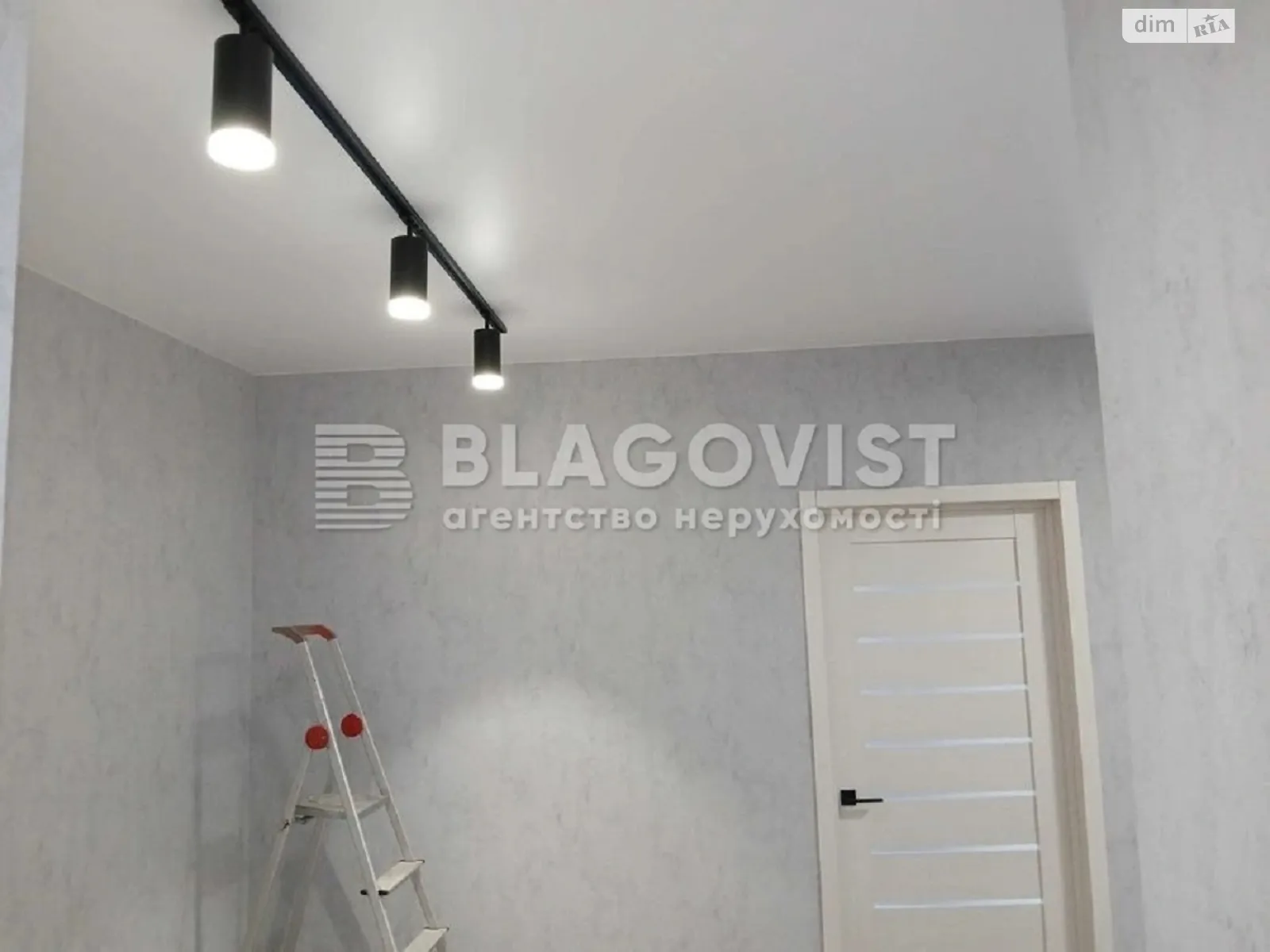 Продается 1-комнатная квартира 41 кв. м в Киеве, ул. Ивана Выговского(Маршала Гречко), 42 - фото 1