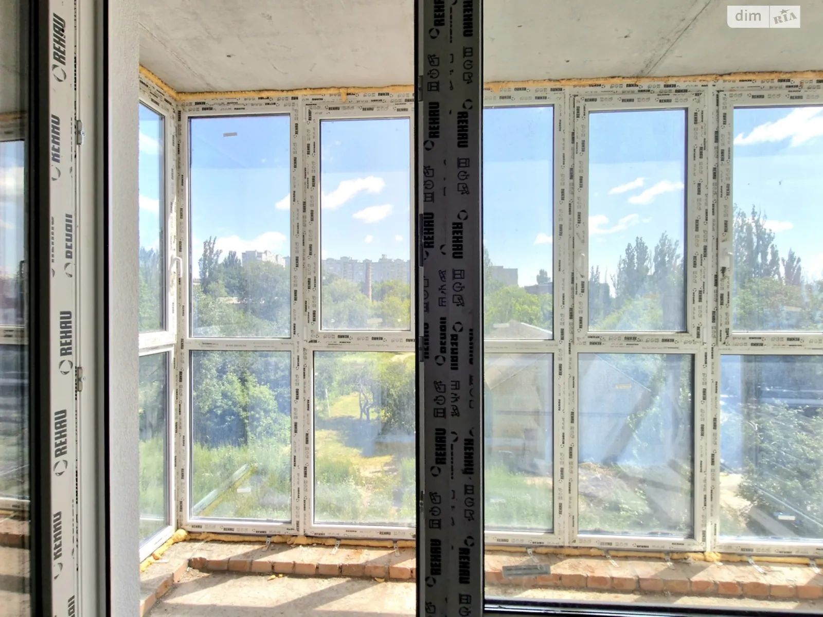 Продается 3-комнатная квартира 90.1 кв. м в Киеве, ул. Васильковская, 37Г - фото 1