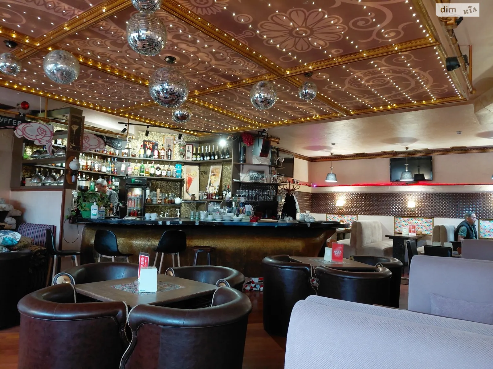 Сдается в аренду помещения свободного назначения 107 кв. м в 3-этажном здании, цена: 1000 $ - фото 1