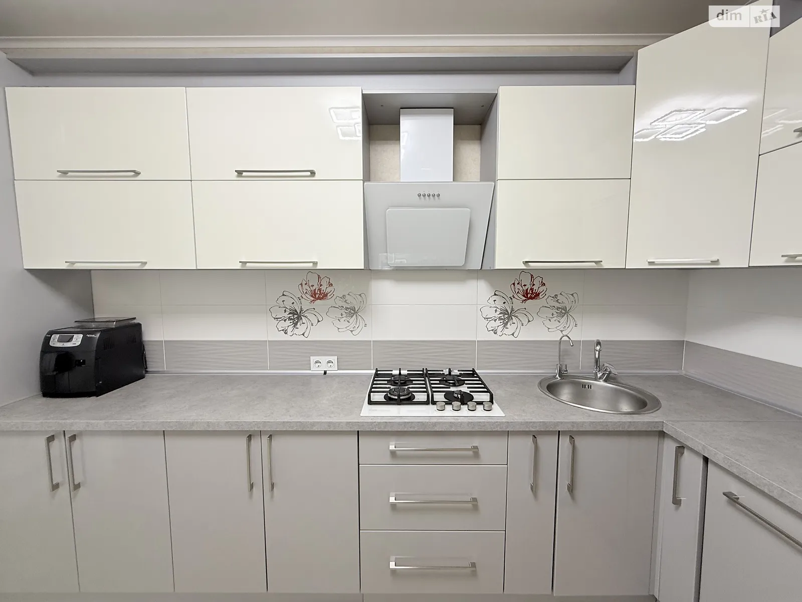 Продается 2-комнатная квартира 71 кв. м в Виннице, ул. Анатолия Бортняка, 2 - фото 1