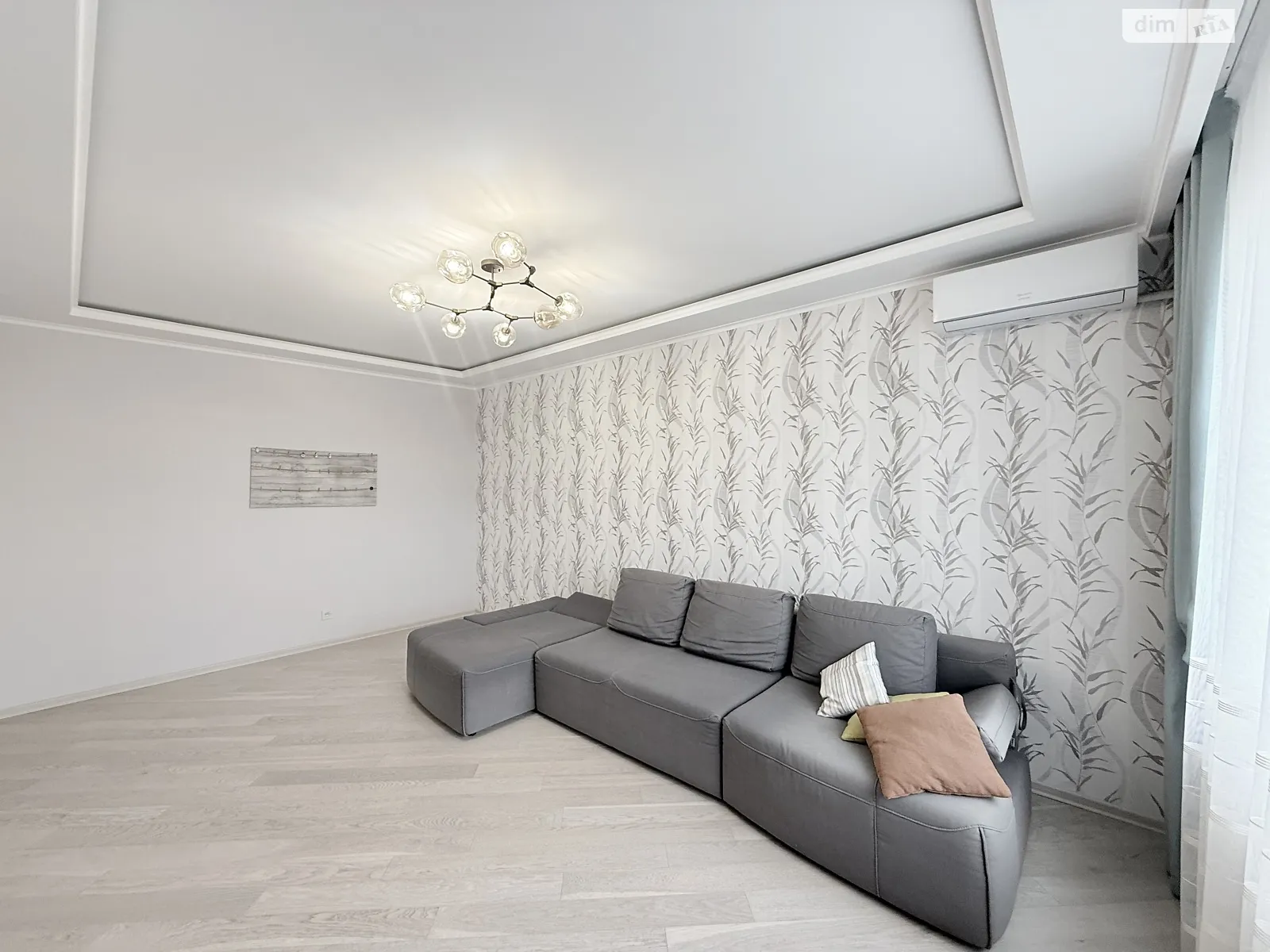 Продается 2-комнатная квартира 71 кв. м в Виннице, ул. Анатолия Бортняка, 2 - фото 1