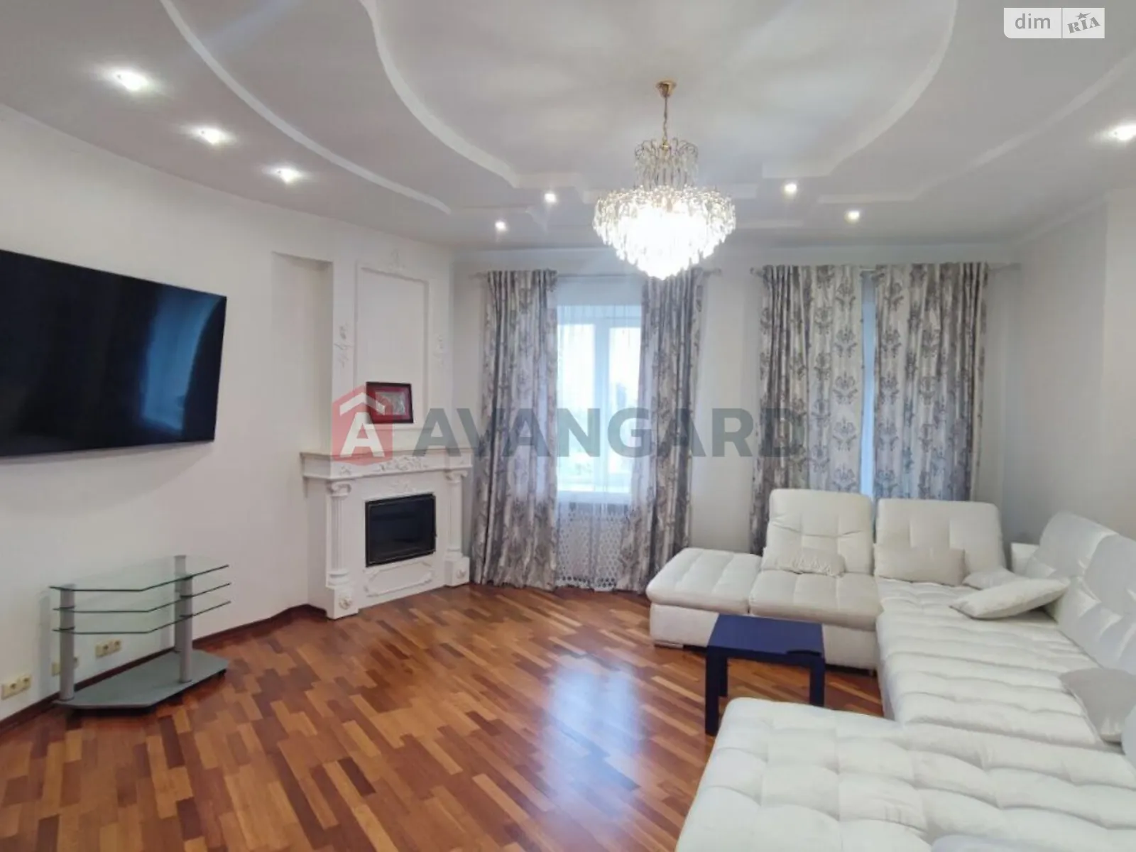 Продается 4-комнатная квартира 120 кв. м в Черкассах, ул. Небесной Сотни, 38 - фото 1