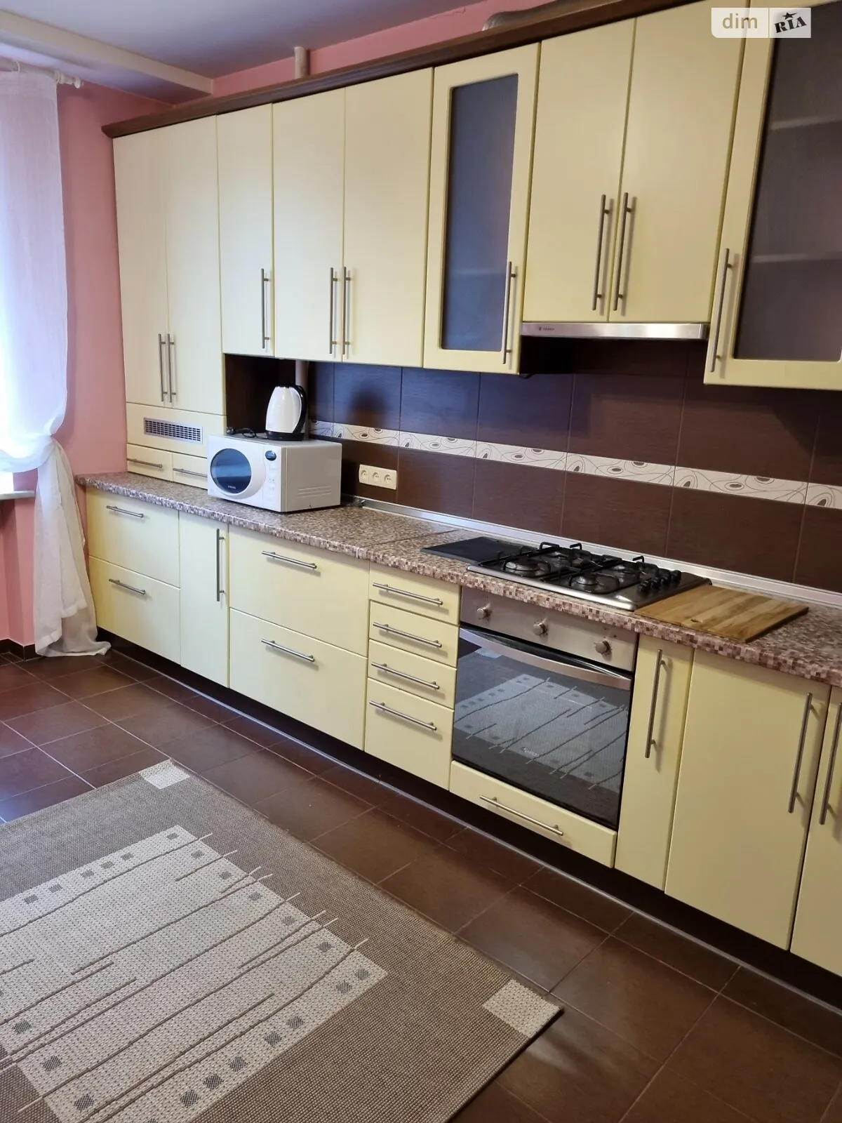 1-комнатная квартира 56 кв. м в Луцке, ул. Липинского, 15 - фото 1
