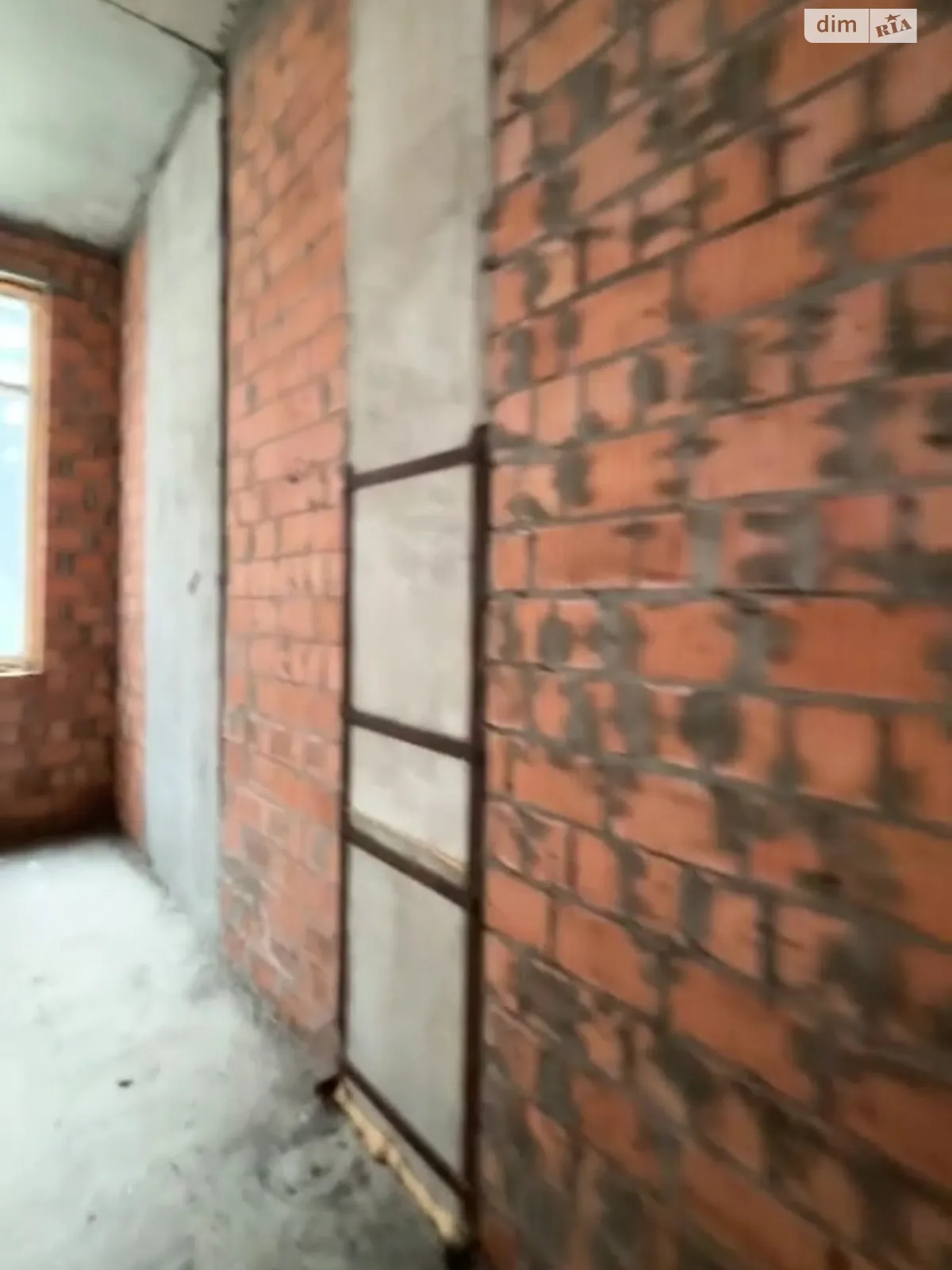 Продается 1-комнатная квартира 33 кв. м в Ирпене, ул. Университетская(Карла Маркса), 1М - фото 1