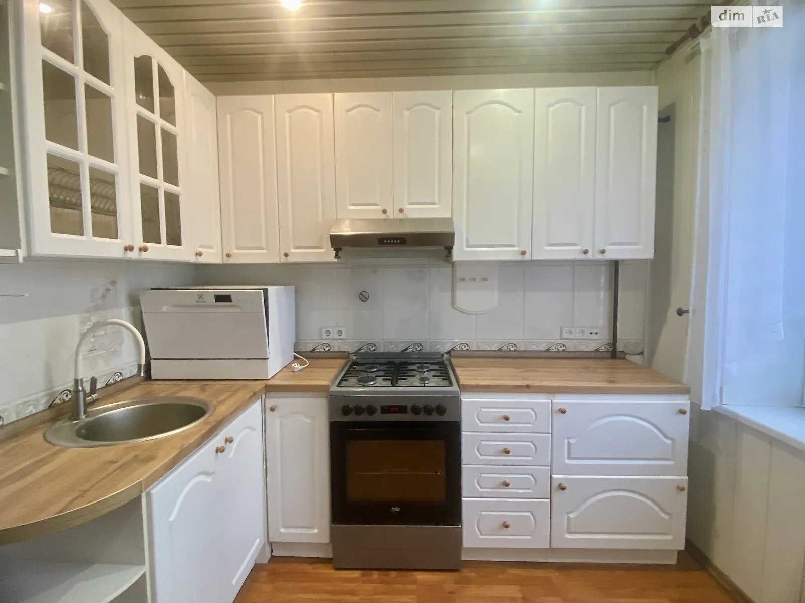 Продается 3-комнатная квартира 77 кв. м в Днепре, просп. Героев, 46 - фото 1