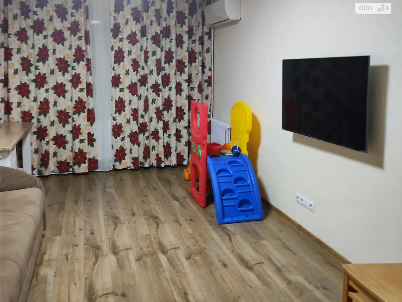 Сдается в аренду 3-комнатная квартира 69.6 кв. м в Днепре, ул. Рабочая, 75 - фото 1