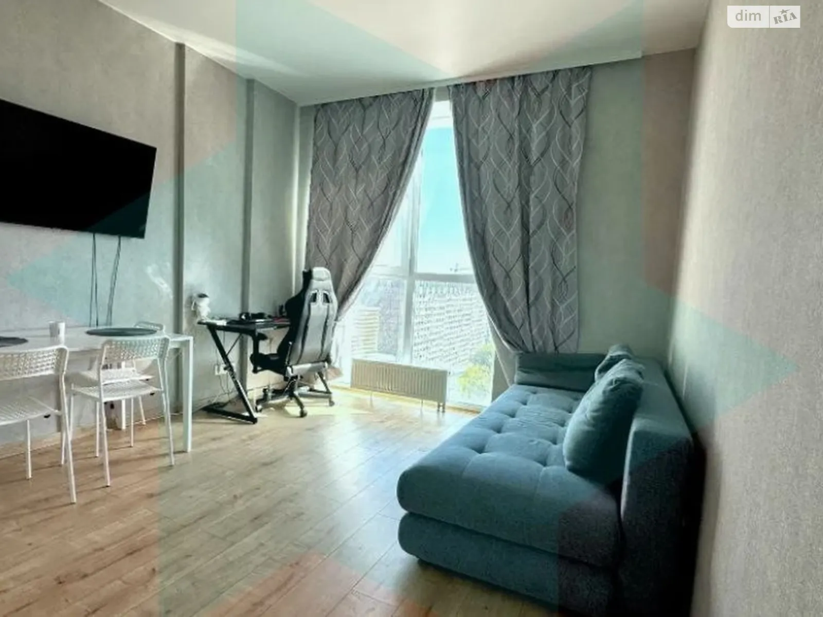 Продается 2-комнатная квартира 40 кв. м в Днепре, бул. Звездный, 1М - фото 1