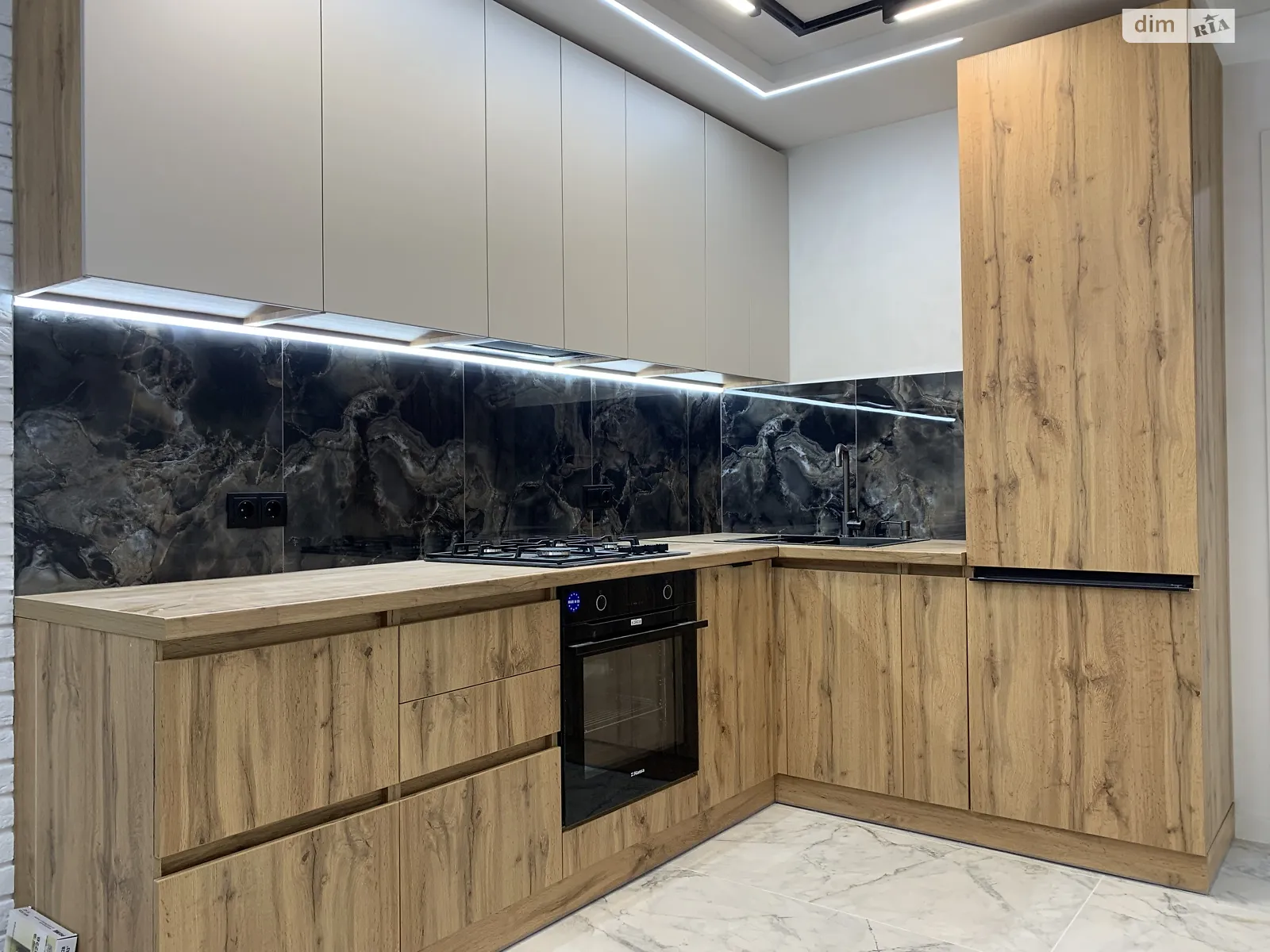 2-кімнатна квартира 75 кв. м у Тернополі, просп. Злуки - фото 1