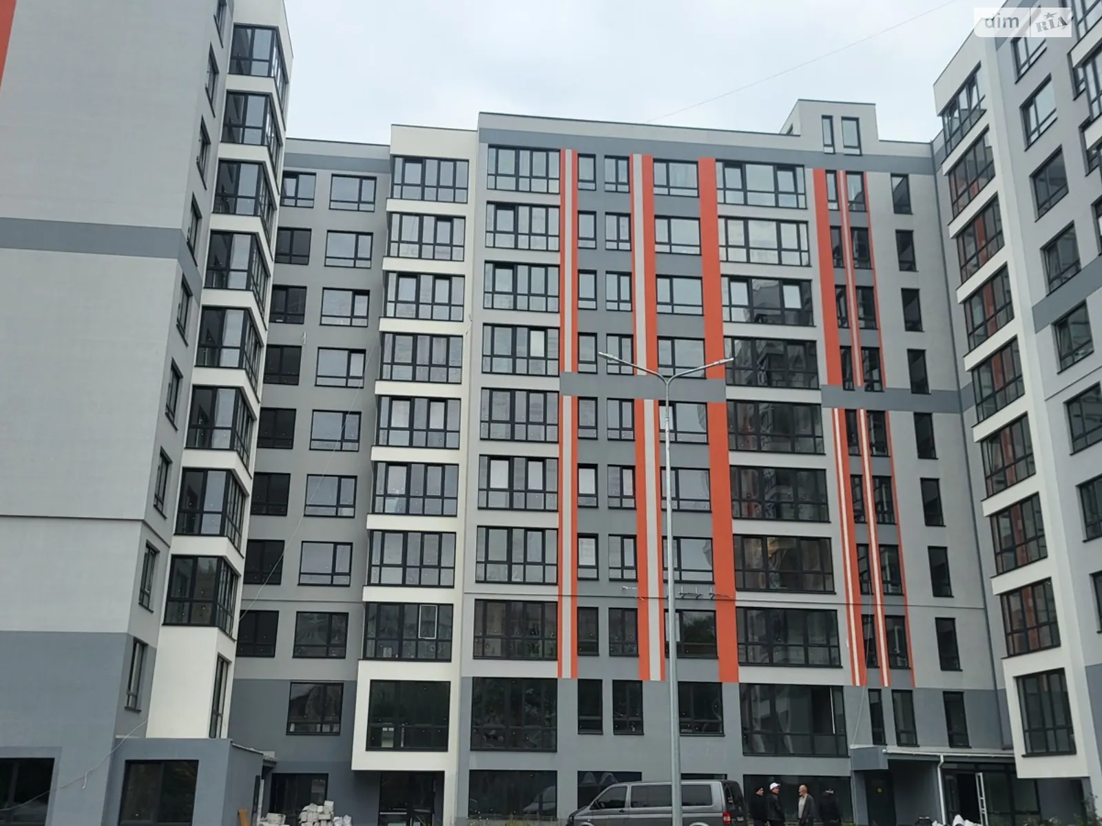 Продается 3-комнатная квартира 88.6 кв. м в Виннице, пл. Привокзальная, 30 - фото 1