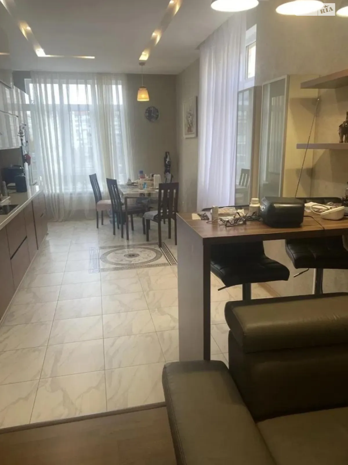Продается 4-комнатная квартира 131 кв. м в Львове, просп. Черновола Вячеслава - фото 1