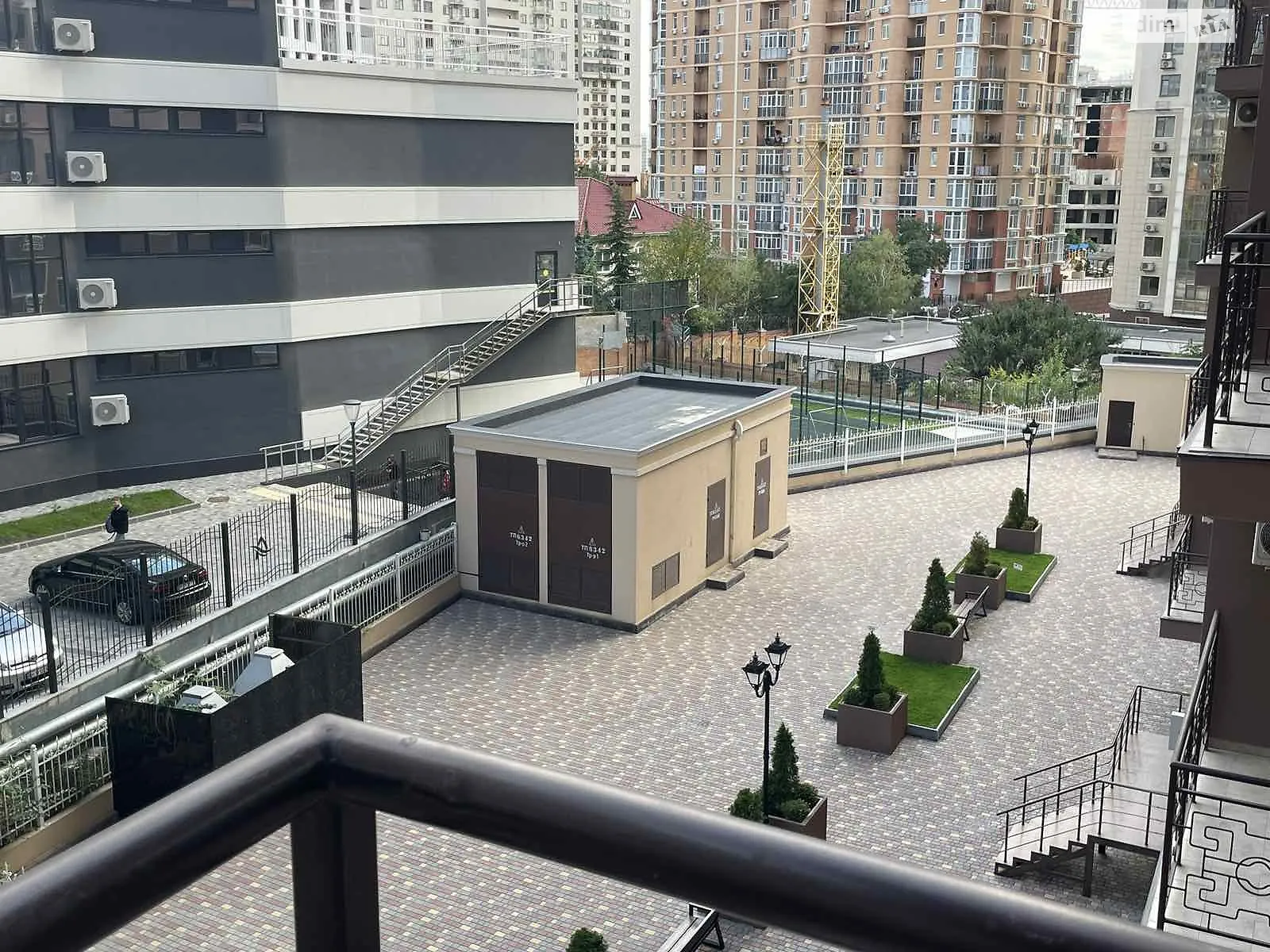 Здається в оренду 1-кімнатна квартира 46 кв. м у Одесі, вул. Генуезька, 3Г - фото 1