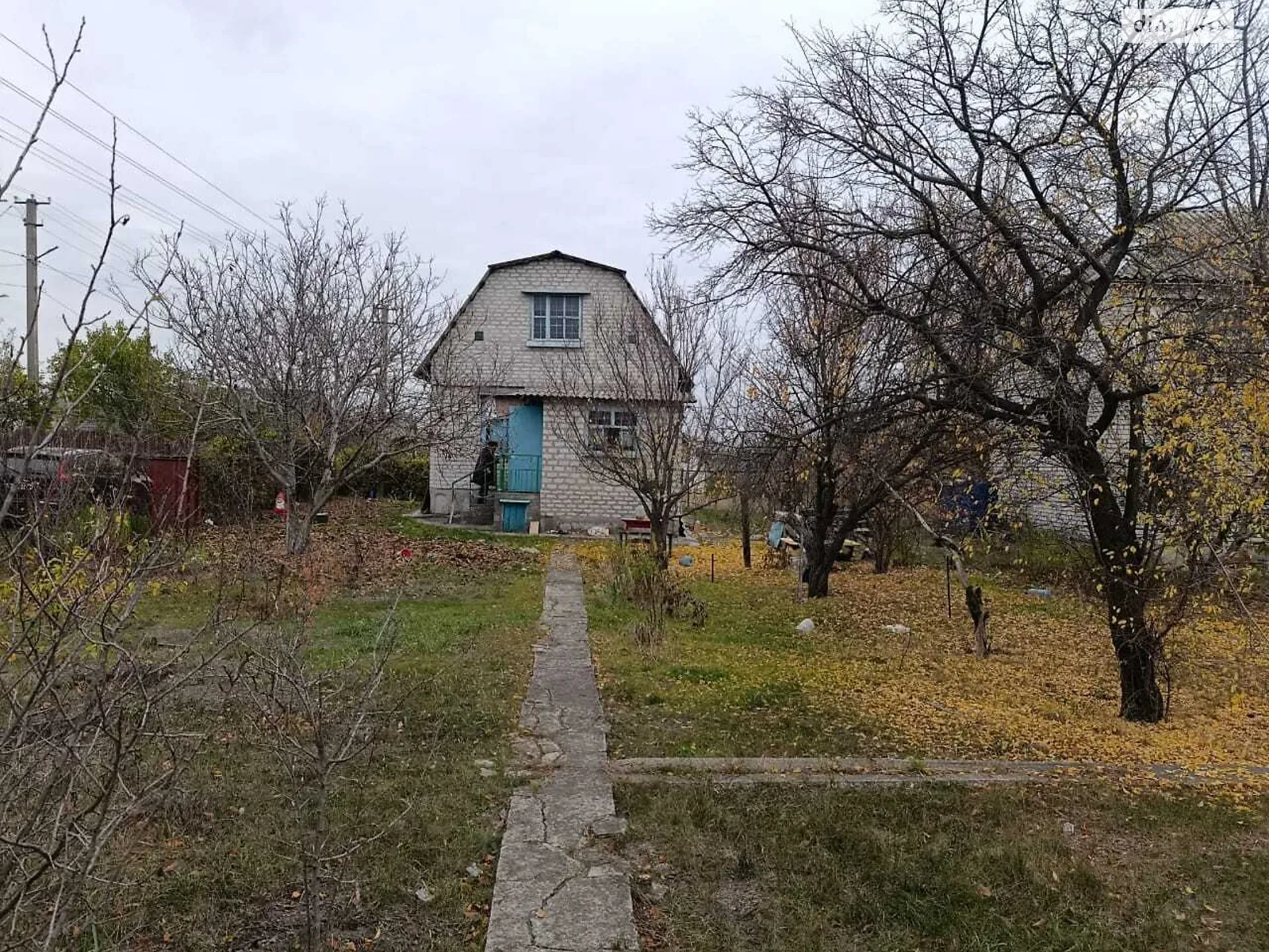 Продается одноэтажный дом 45 кв. м с гаражом, цена: 11000 $ - фото 1