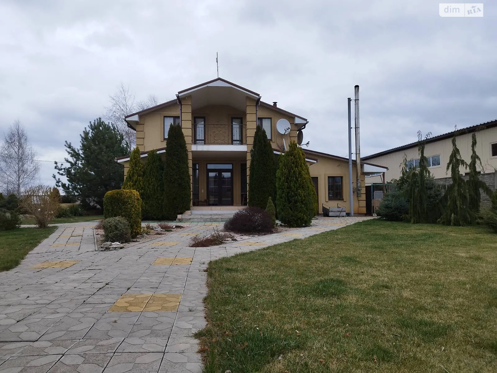 Продається будинок 2 поверховий 217 кв. м з верандою, цена: 300000 $ - фото 1