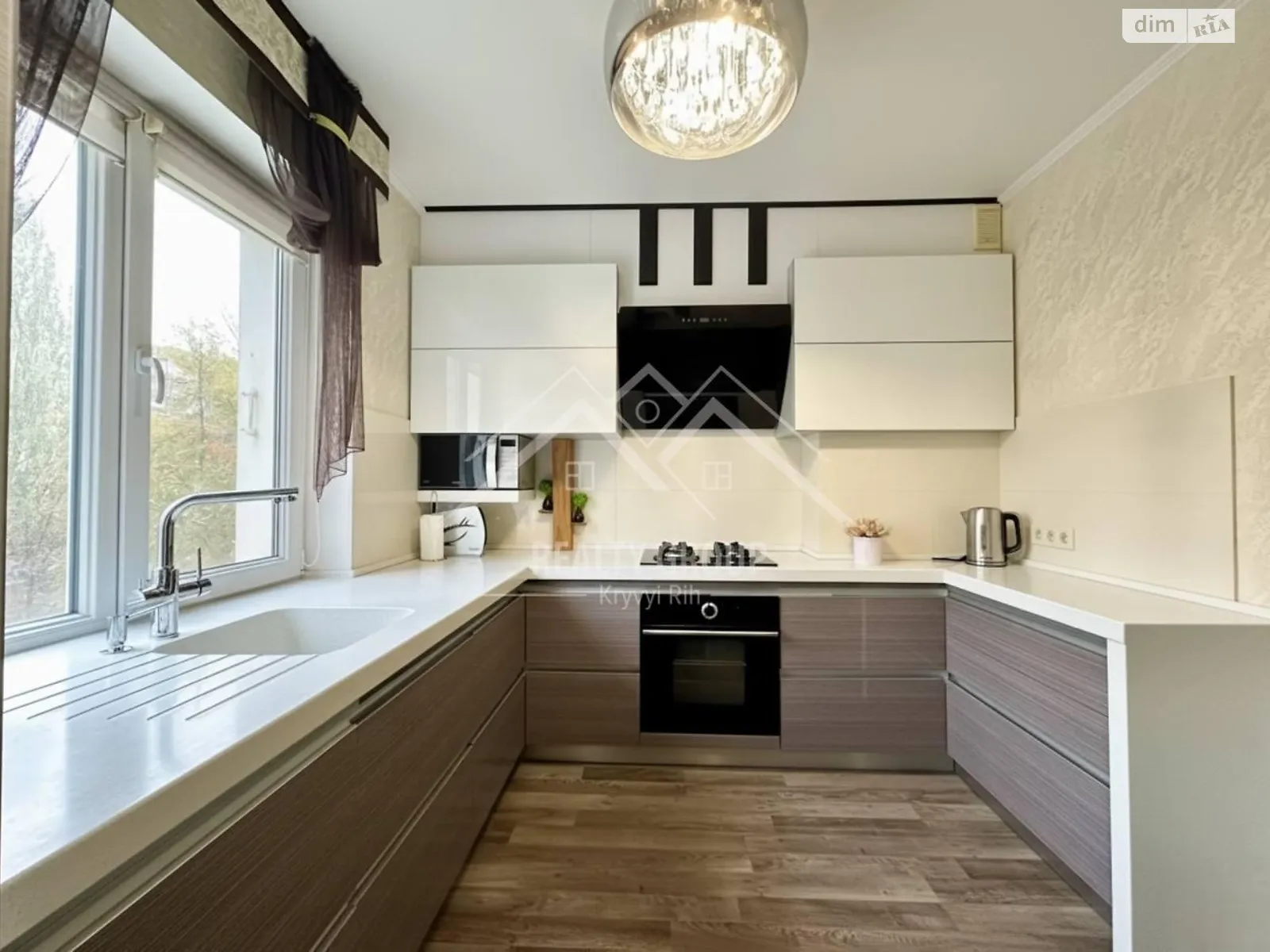 Продається 3-кімнатна квартира 63.8 кв. м у Кривому Розі, мкр. Сонячний - фото 1