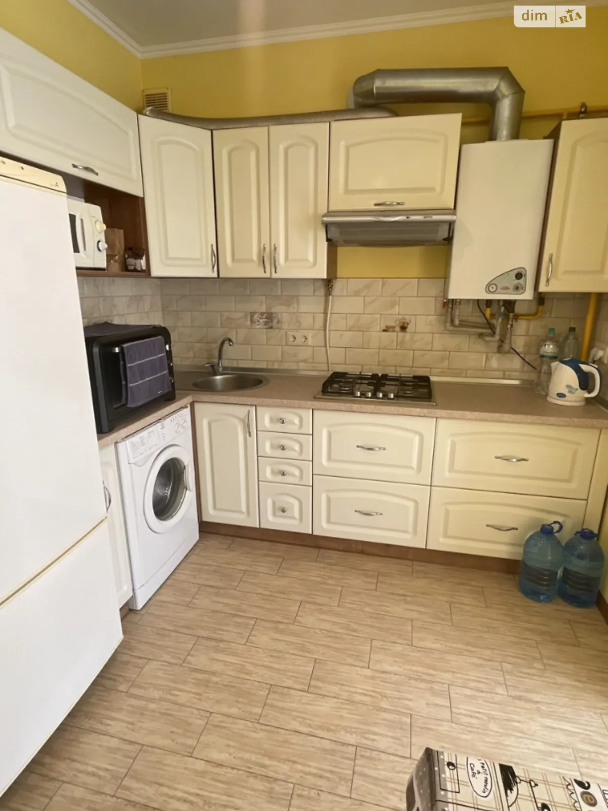 Продается 1-комнатная квартира 40.1 кв. м в Ужгороде, цена: 59500 $ - фото 1