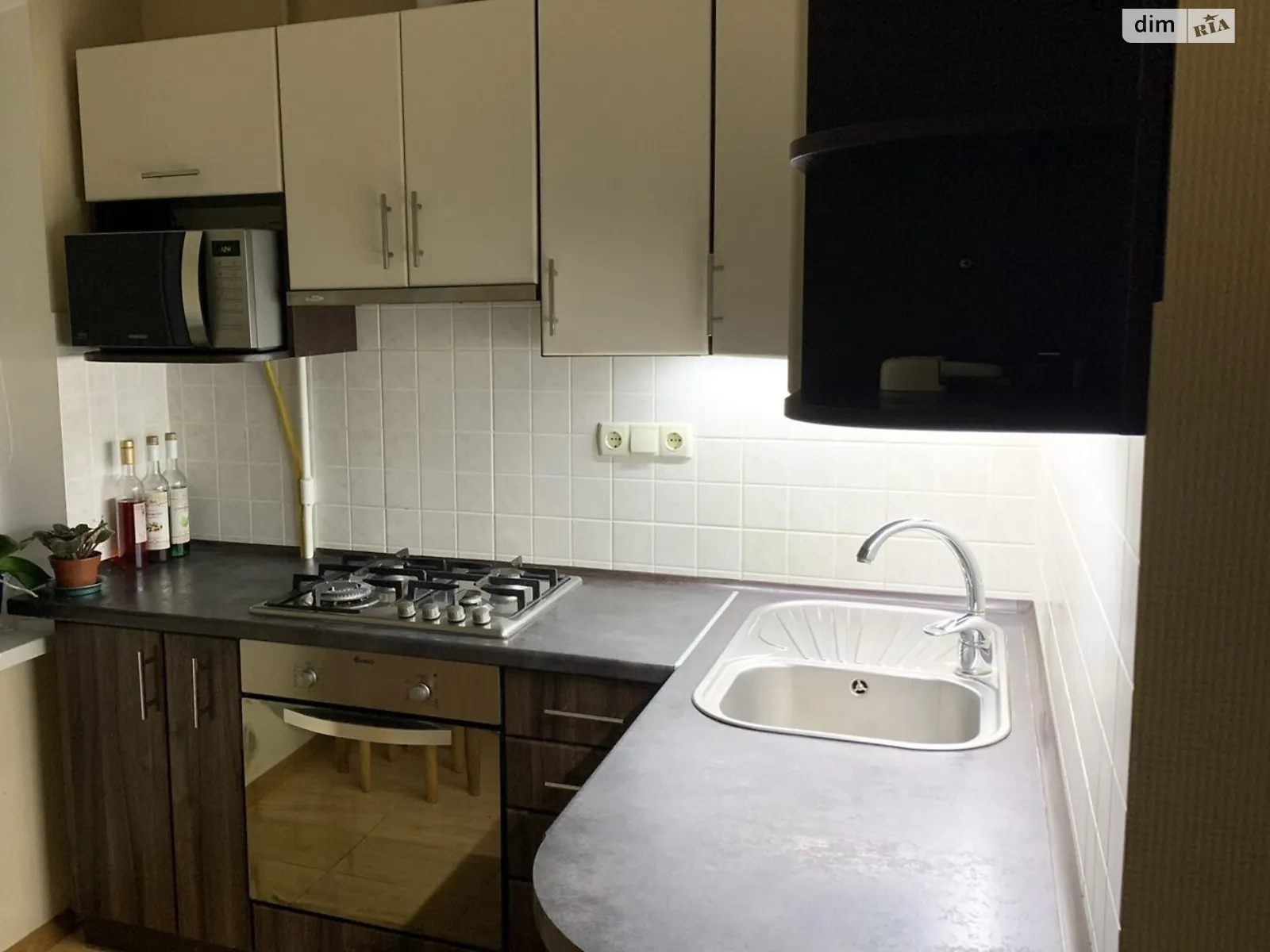 Сдается в аренду 3-комнатная квартира 75 кв. м в Киеве, ул. Кубанской Украины, 53 - фото 1