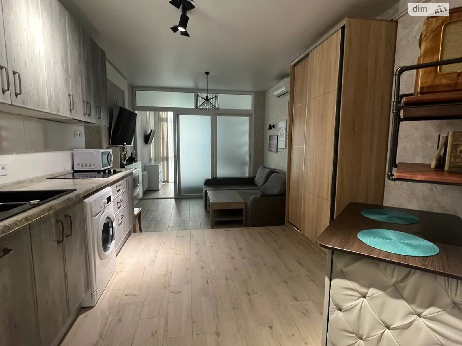 Сдается в аренду 1-комнатная квартира 38 кв. м в Одессе, плато Аркадийское(Гагаринское), 5/2 - фото 1