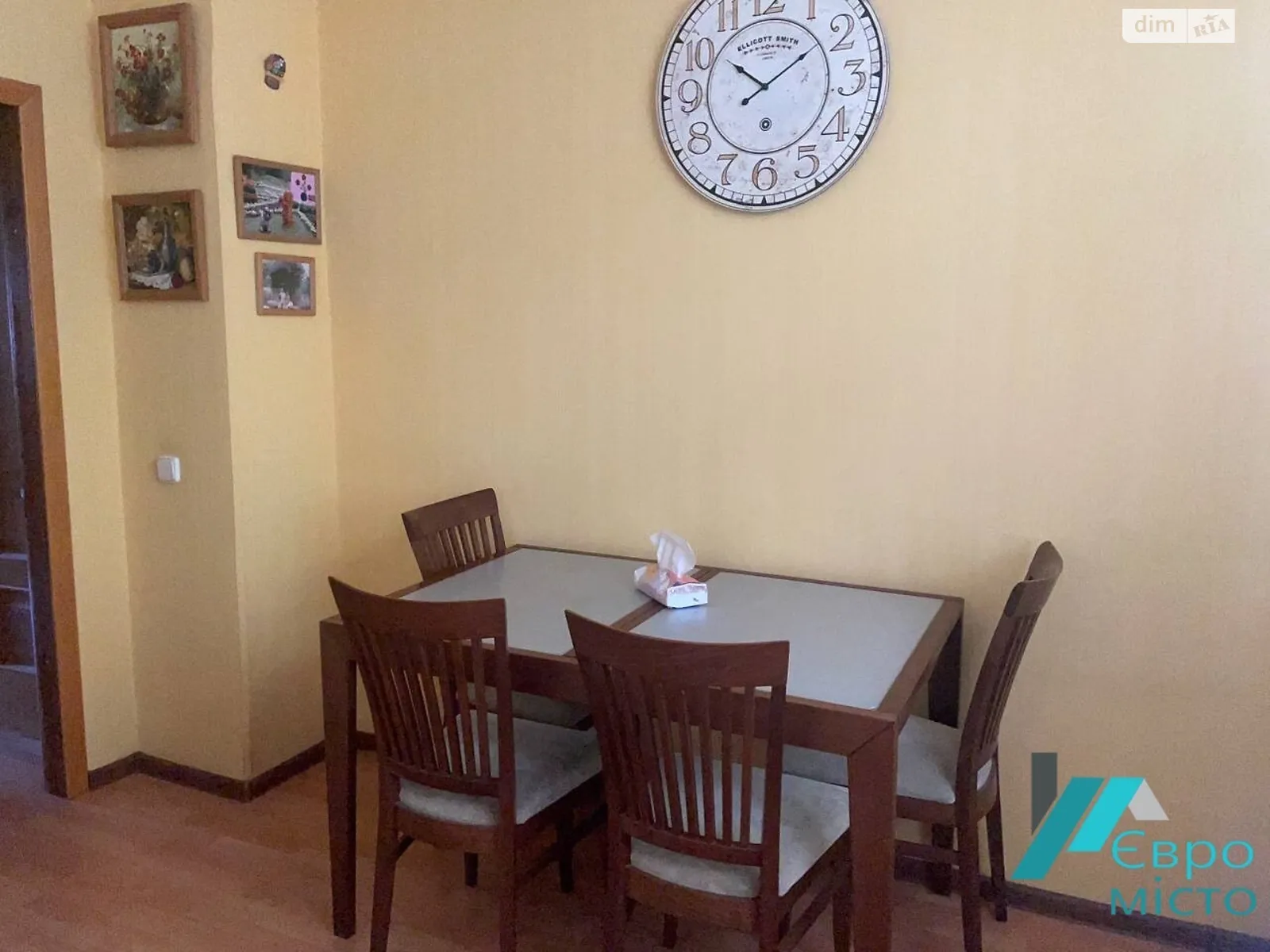 2-комнатная квартира 53.9 кв. м в Запорожье, ул. Сталеваров - фото 1