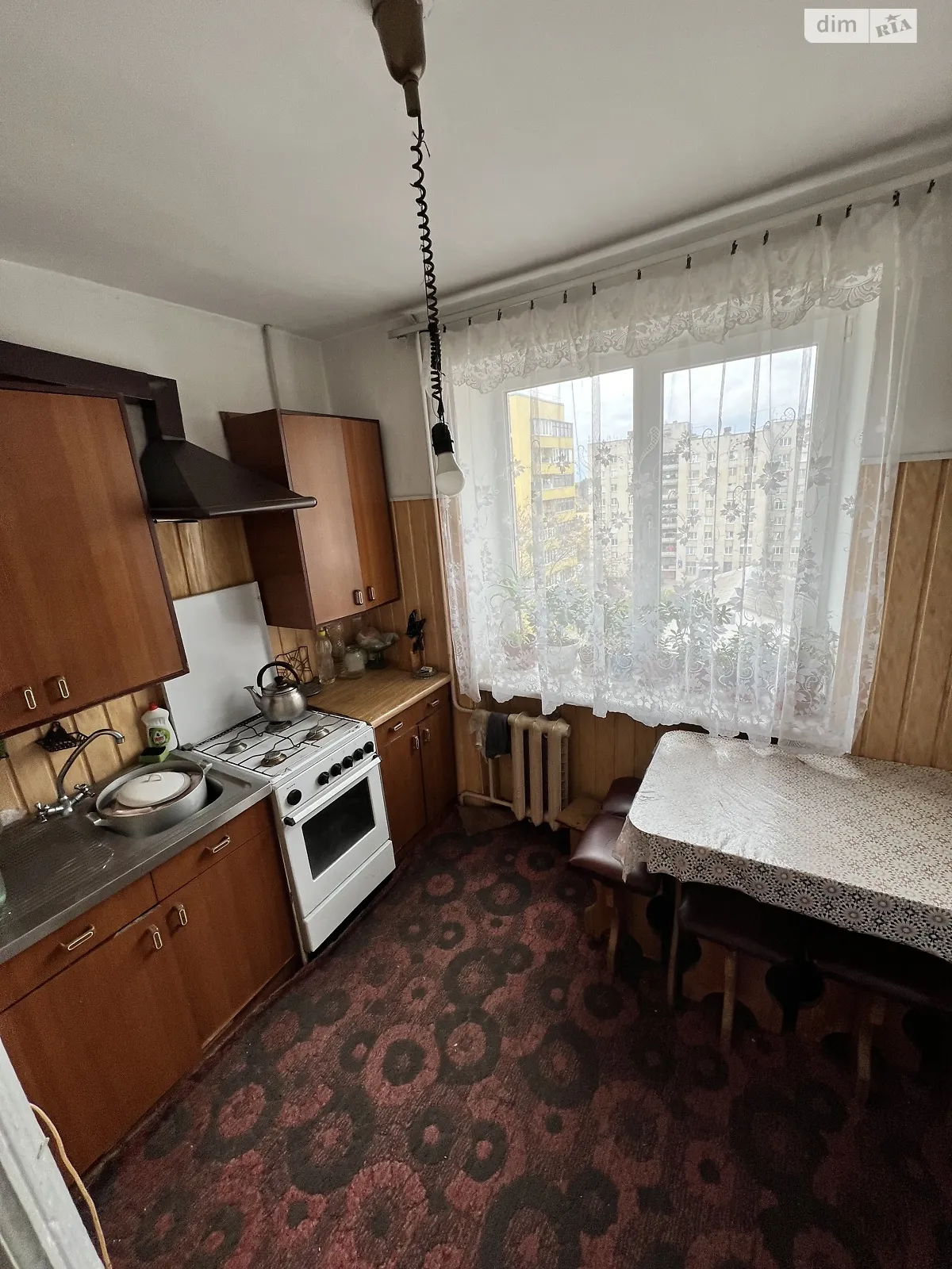 Продается 2-комнатная квартира 48 кв. м в Ровно, ул. Галицкого Данилы - фото 1