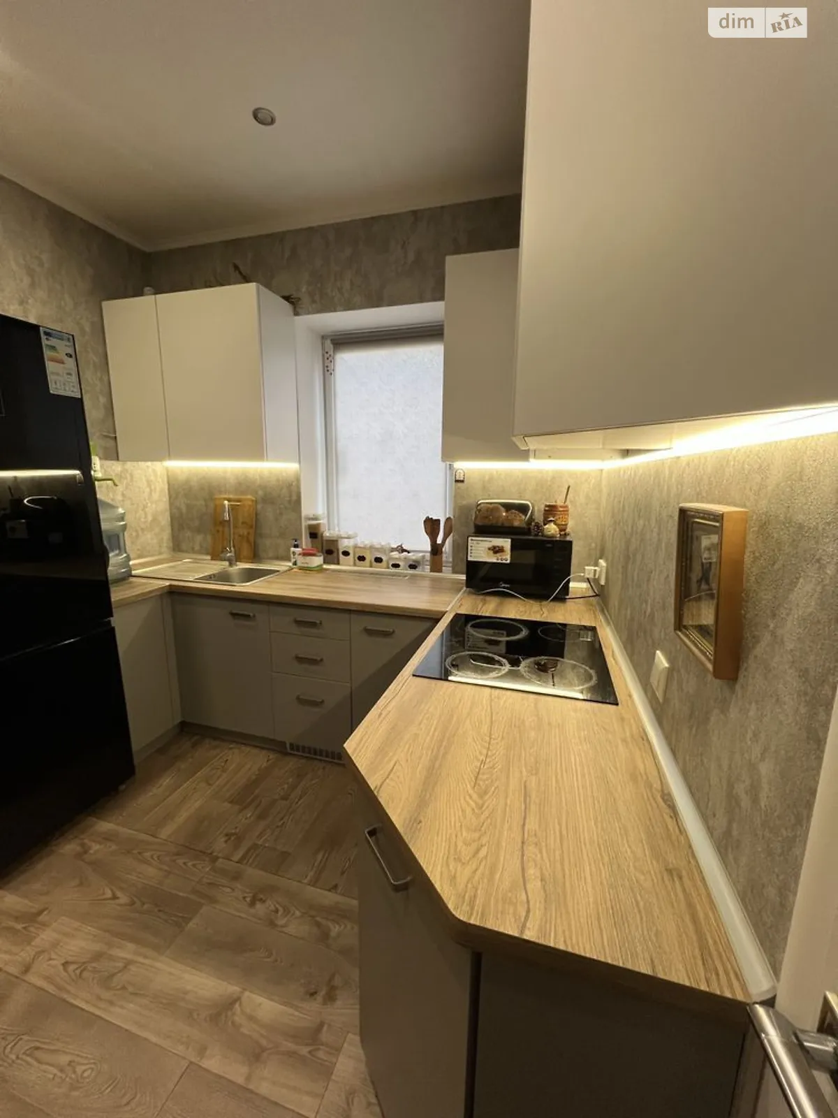 Продается дом на 2 этажа 97 кв. м с гаражом, цена: 33000 $ - фото 1