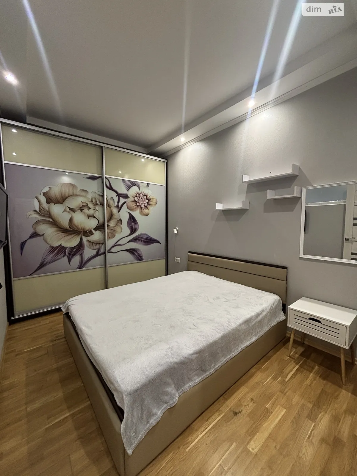 Сдается в аренду 2-комнатная квартира 38 кв. м в Днепре, просп. Хмельницкого Богдана, 123 - фото 1