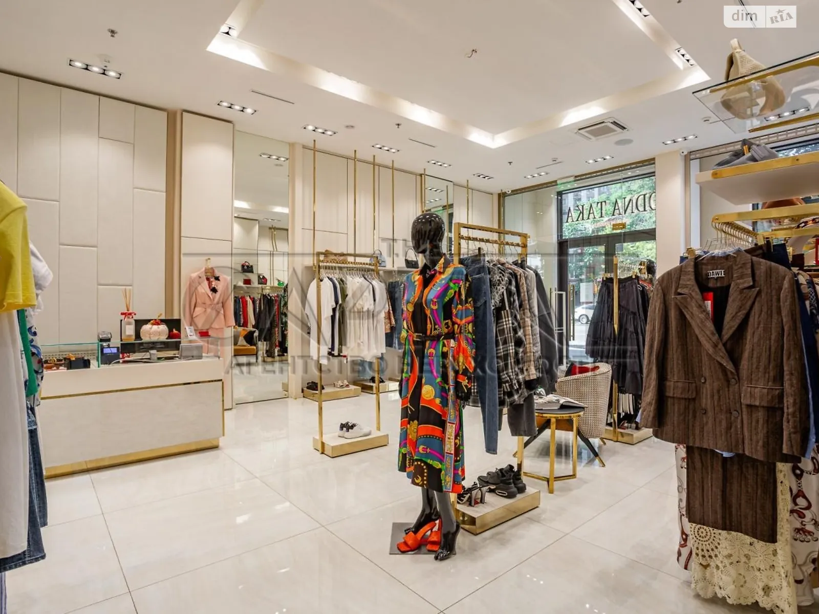 Сдается в аренду объект сферы услуг 105.2 кв. м в 24-этажном здании, цена: 4945 $ - фото 1