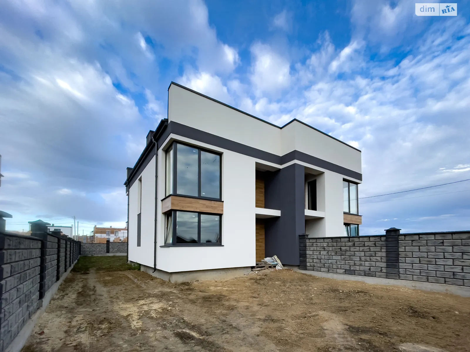 Продается часть дома 108 кв. м с террасой, цена: 115000 $ - фото 1