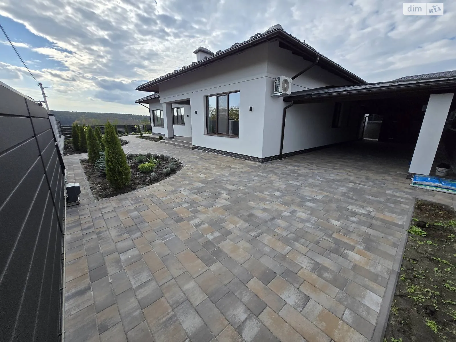 Продается одноэтажный дом 95 кв. м с участком, цена: 195000 $ - фото 1