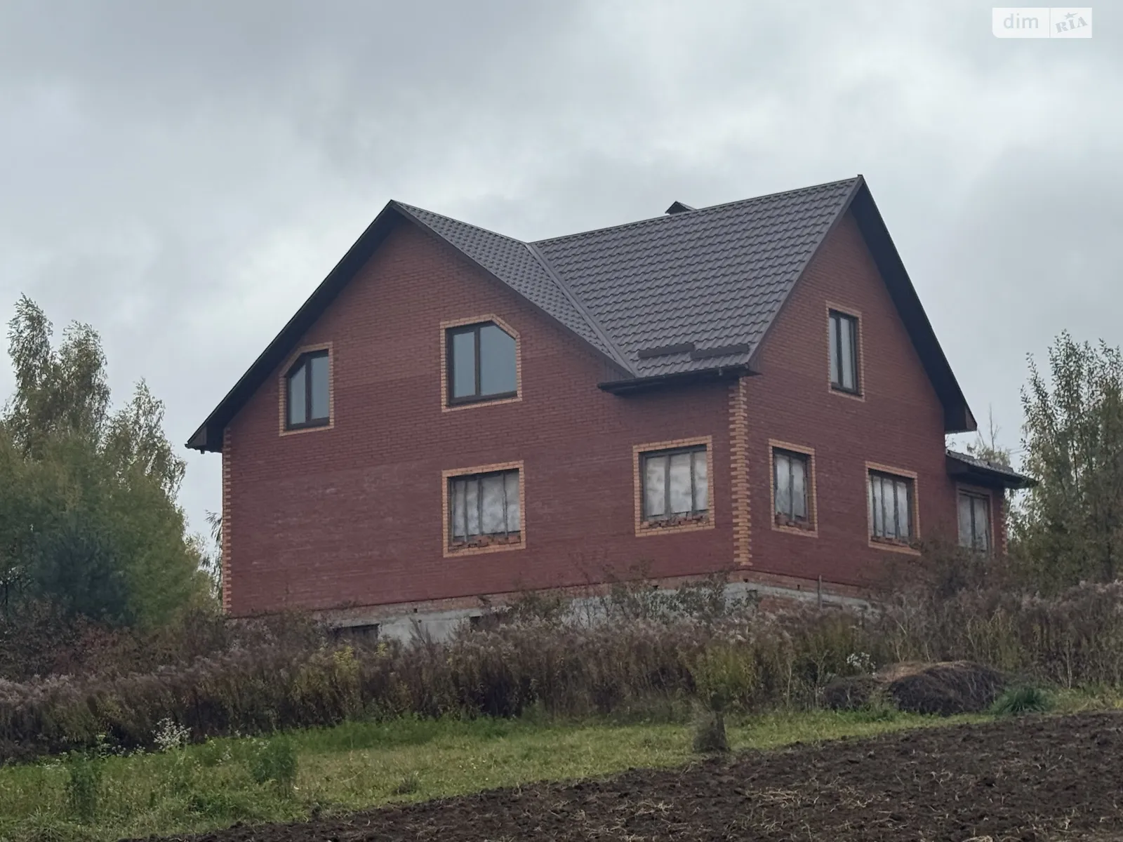 Продается дом на 2 этажа 250 кв. м с террасой, цена: 45000 $ - фото 1