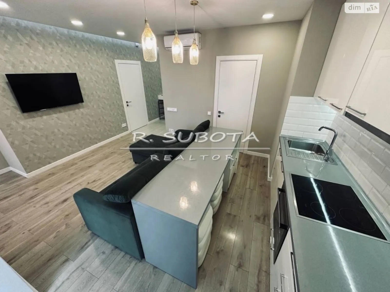 Продается 1-комнатная квартира 60.2 кв. м в Днепре, ул. Миронова, 9А - фото 1